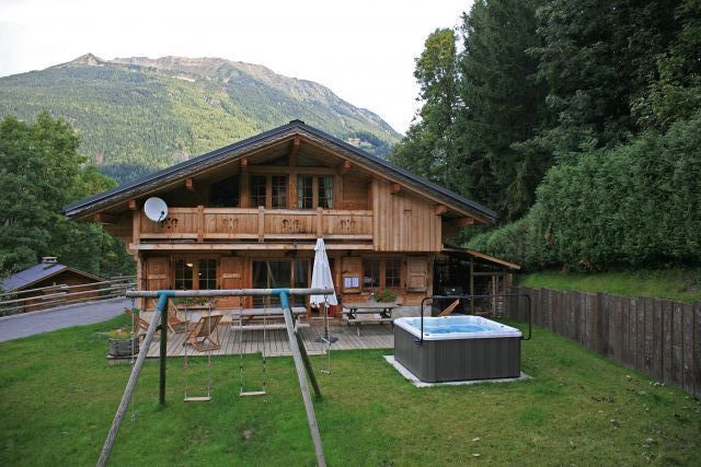 LA FERME DE LA GRIAZ * * * * 