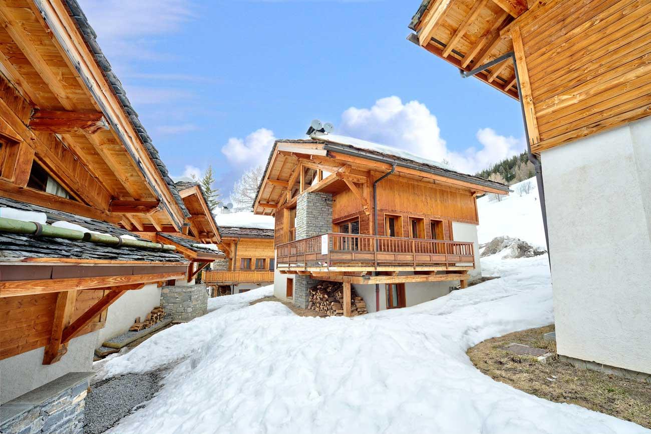 Chalets Hérisson à Plan-Peisey (altitude 1650m) 6 à 9 personnes 135m²