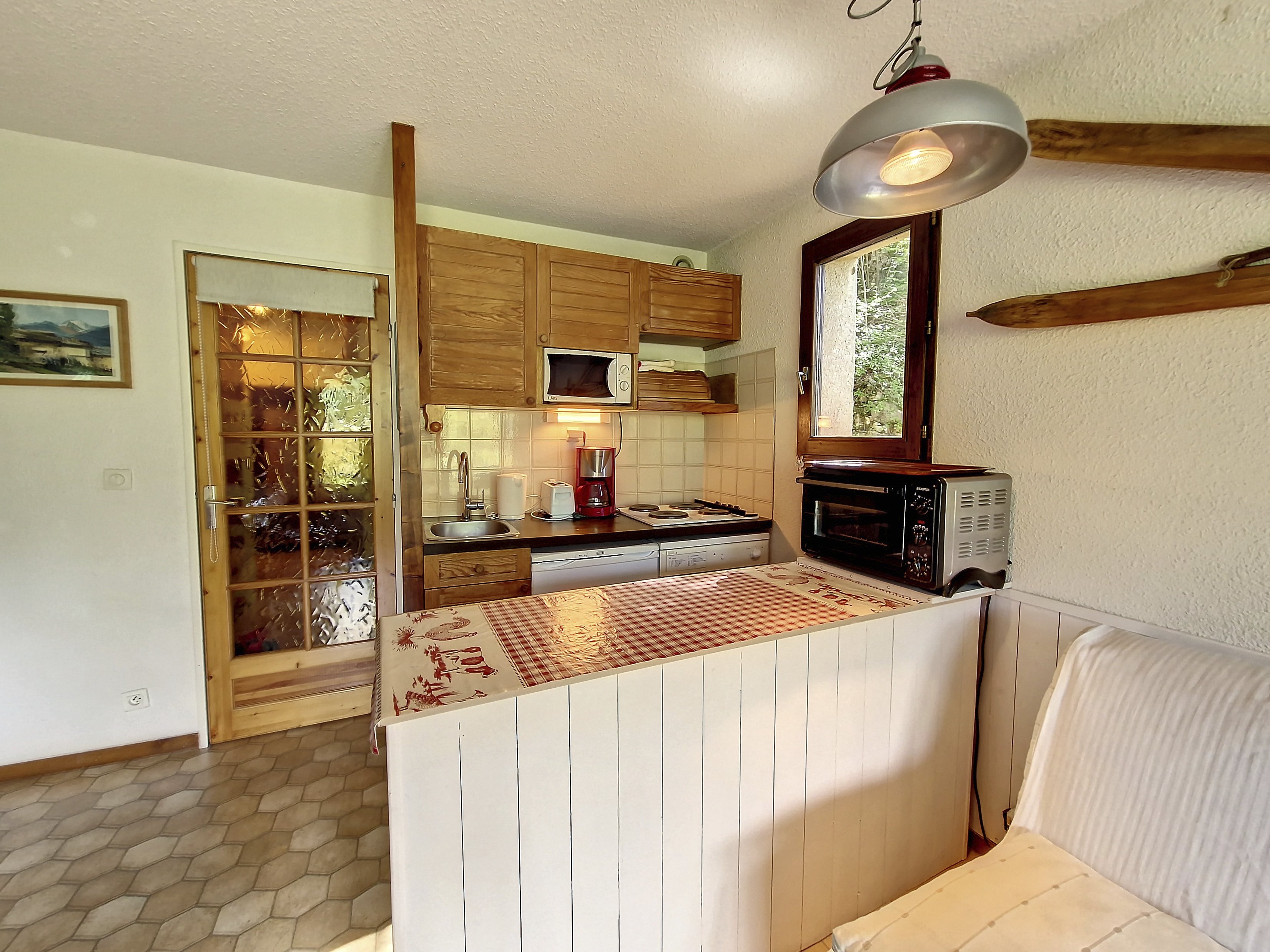 APPA ANEMONE 10 - VALLOUISE LA CASSE . Studio en rez de jardin ( 4 personnes = 2 adultes+ 2 enfants)