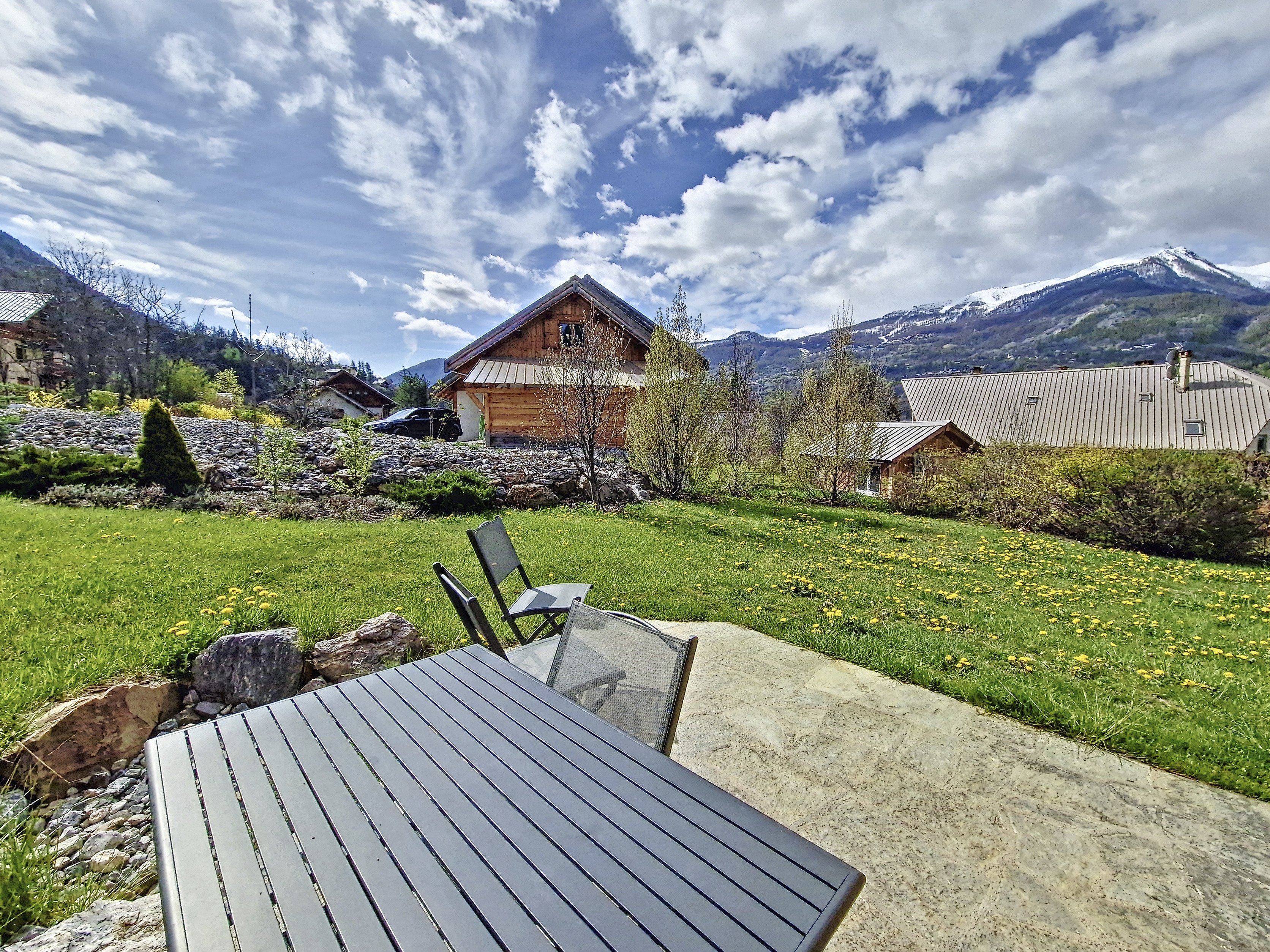 Appa edelweiss - bel appartement dans chalet  proche du centre de vallouise ( 4 personnes)