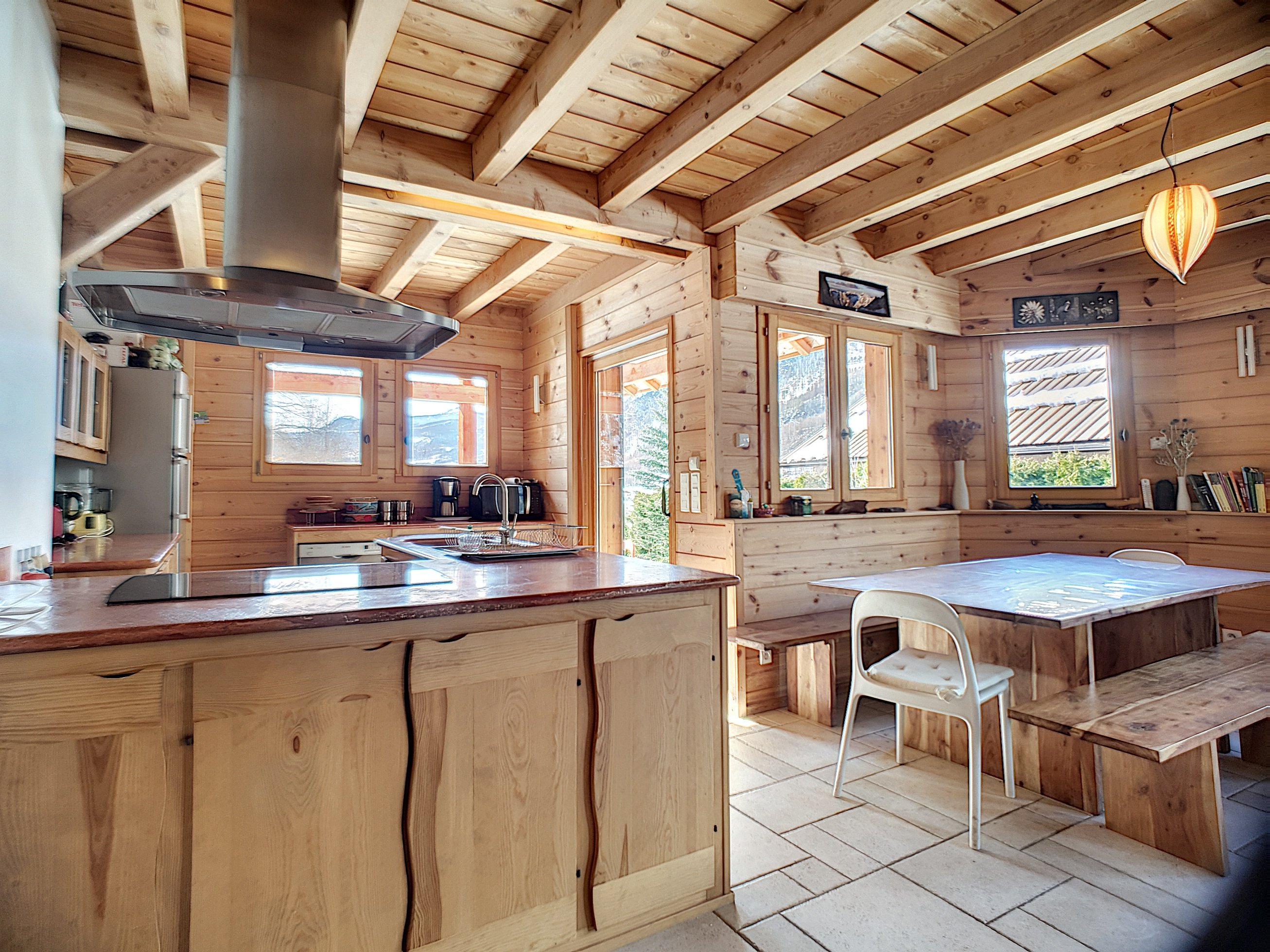 CHAL NAMASTE - PELVOUX. Superbe chalet avec hammam