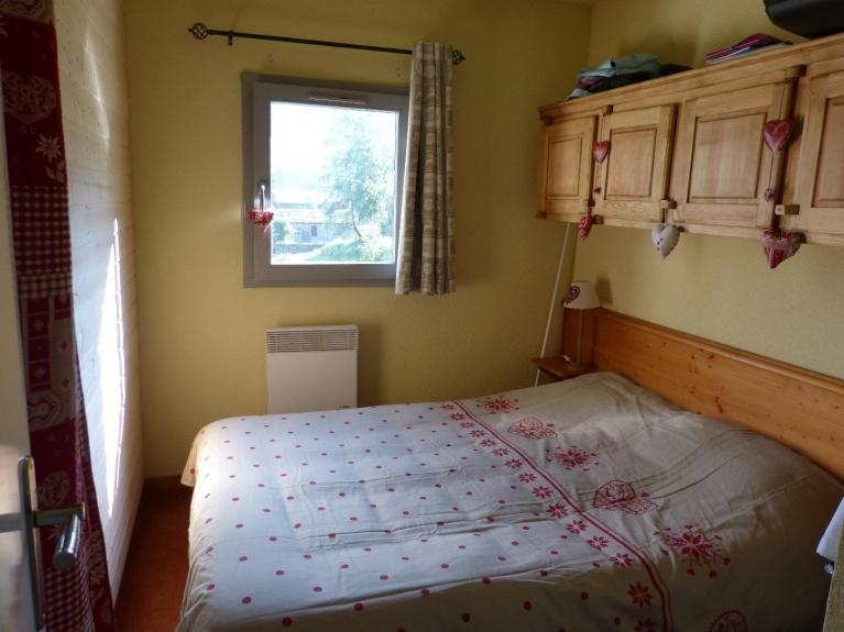 Location Appartement en chalet Appartement 10/12 personnes dans chalet, skis aux pieds !