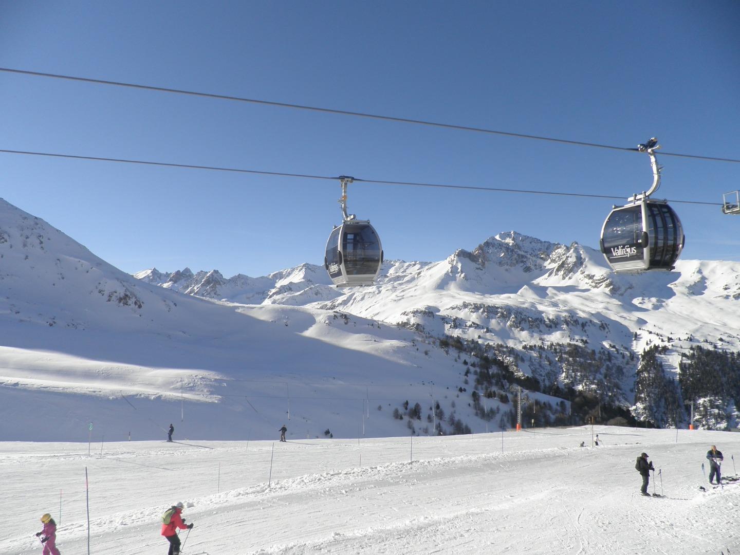 1/2 Chalet pour 6/8 personnes à Valfréjus