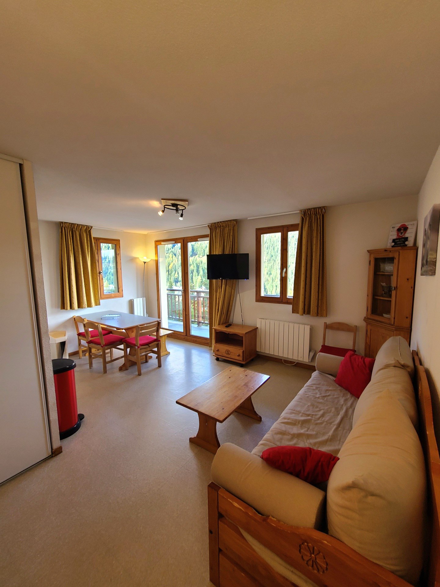 CHALET ARRONDAZ J