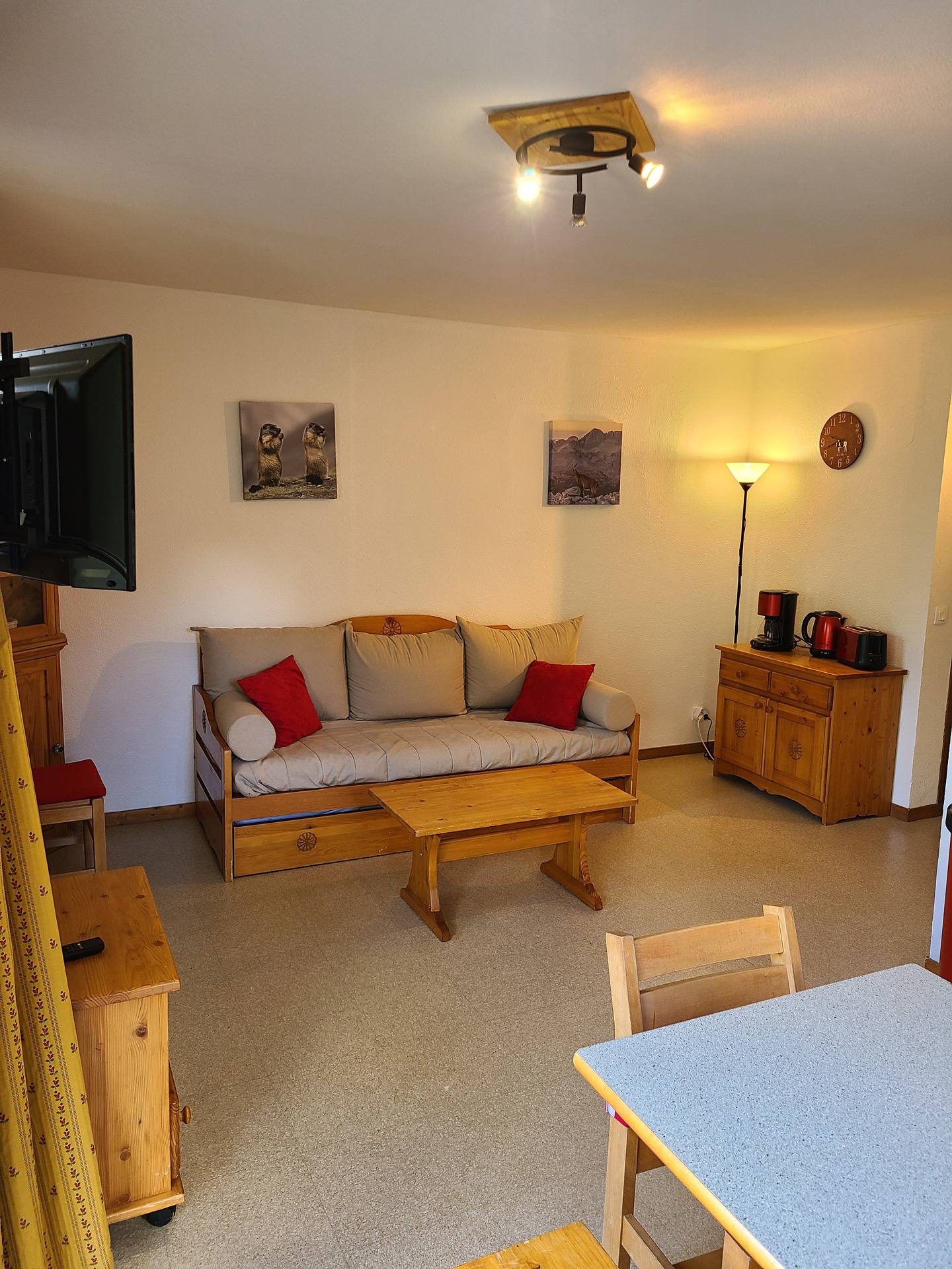 CHALET ARRONDAZ J