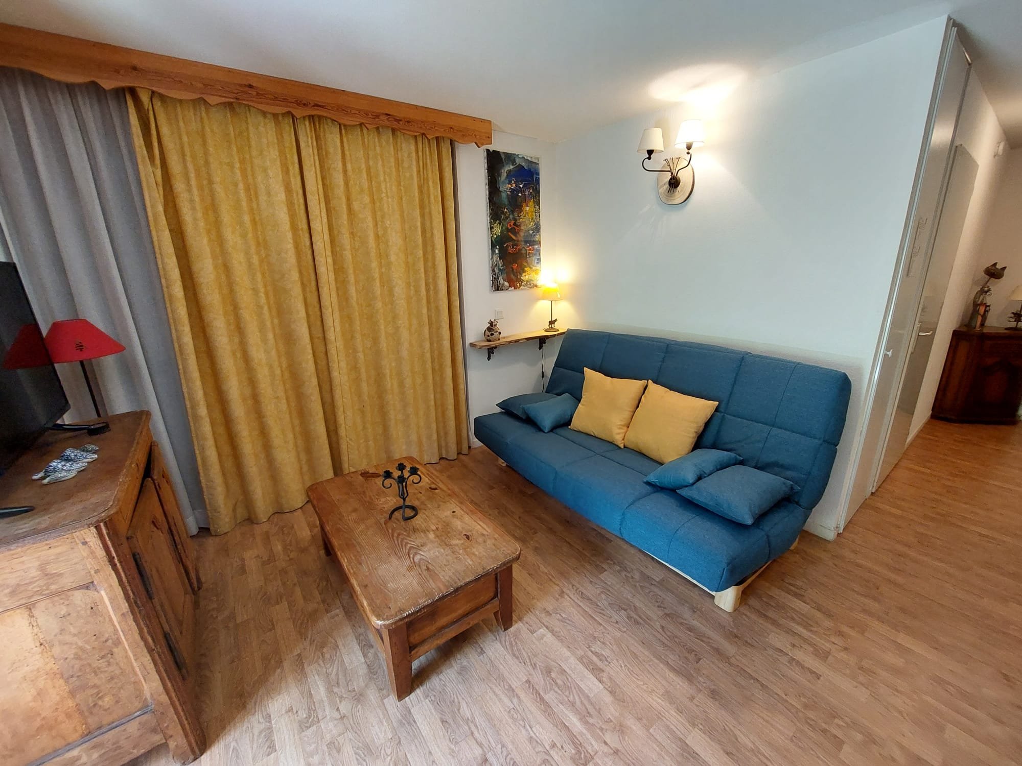 Les Chalets de la Vanoise n°002 avec terrasse-jardin, 32 m2,  2*,  à 250m des pistes et commerces