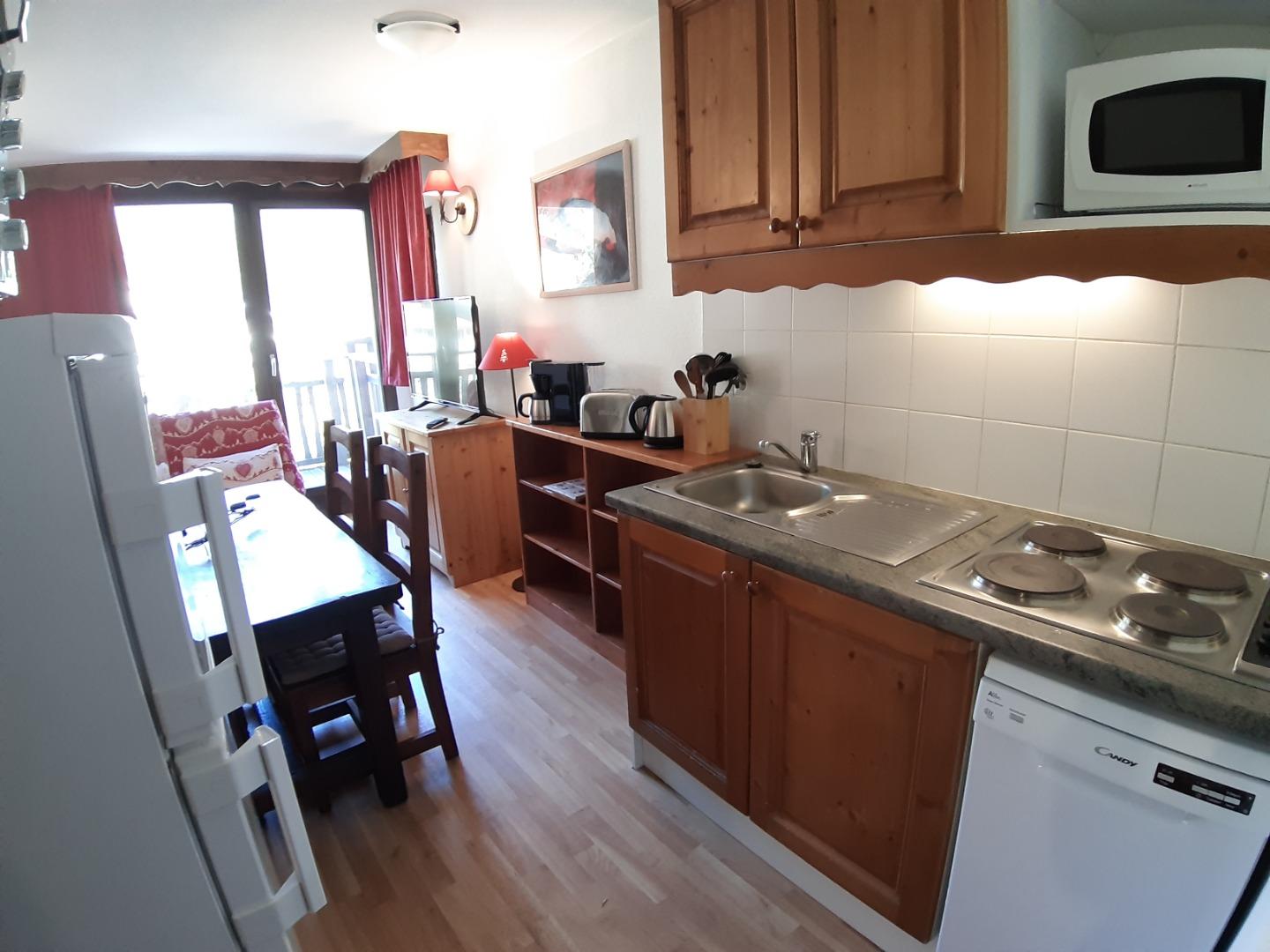 Balcons de la Vanoise n°514, avec grand balcon, 38 m2, 2*,  à 250m des pistes et commerces