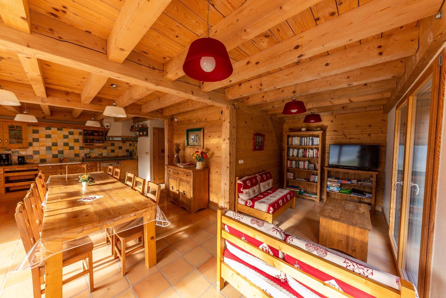 LA GRANGE AUX ECUREUILS 6 PERSONNES