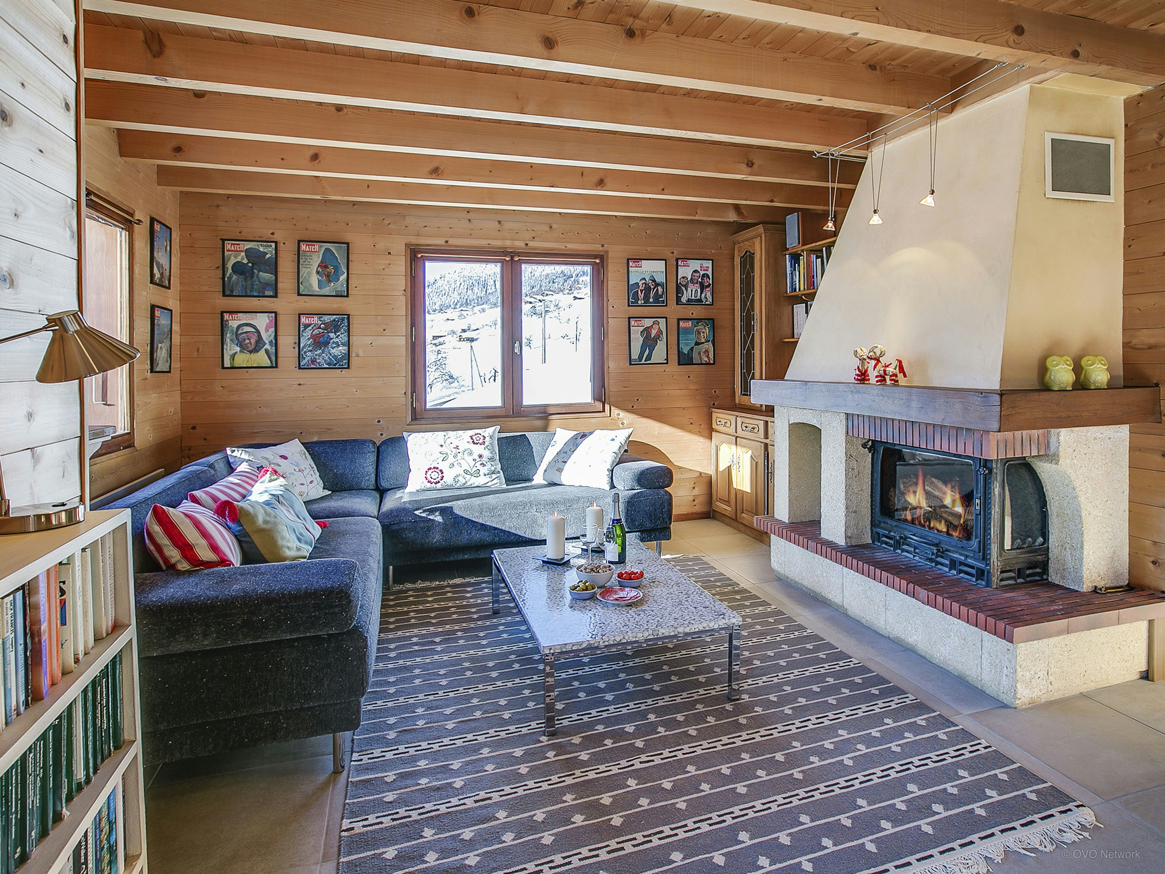 Séjour en nature avec vue panoramique et salle de jeux