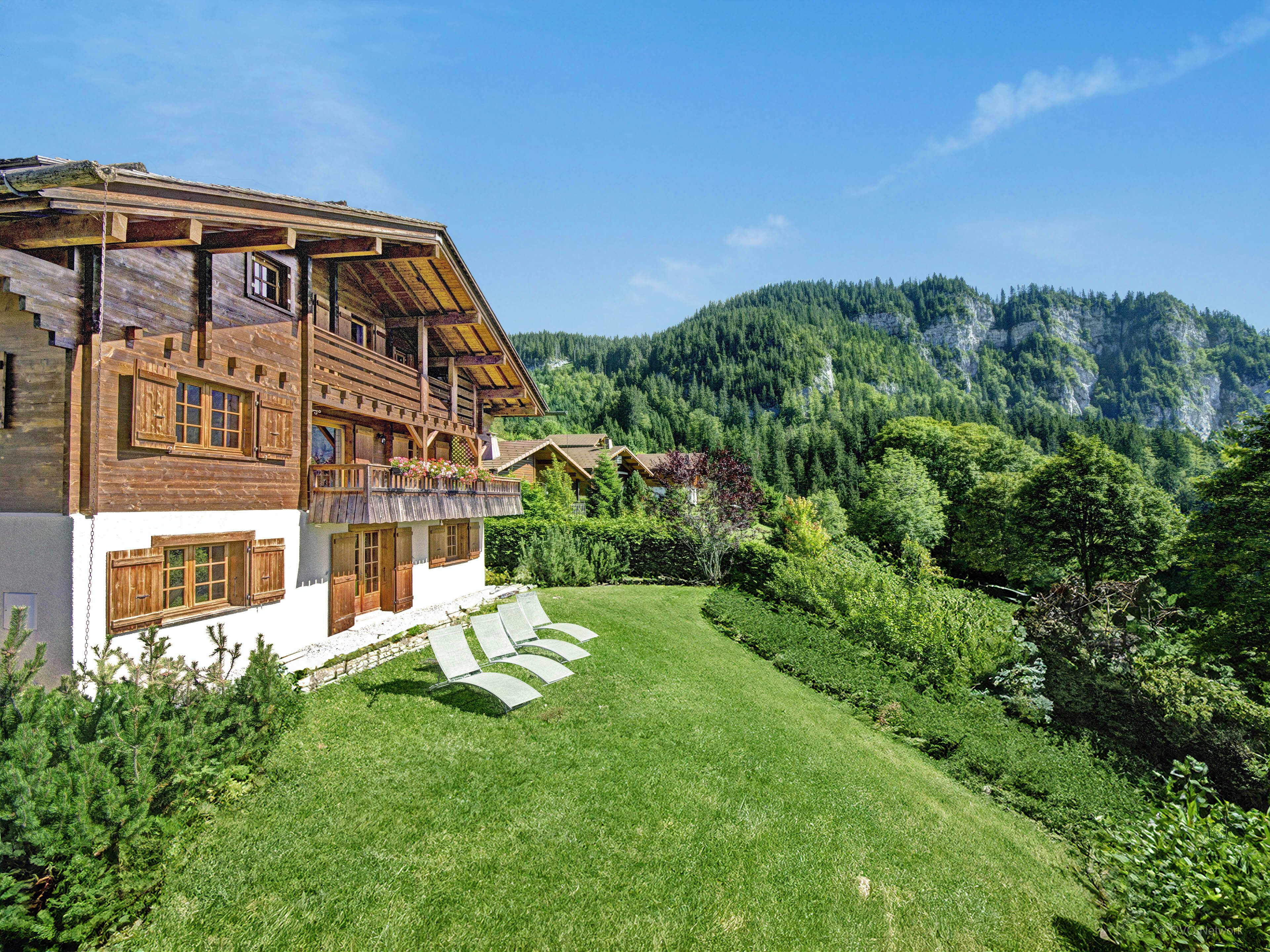 Séjour au calme avec vue magnifique et proche pistes