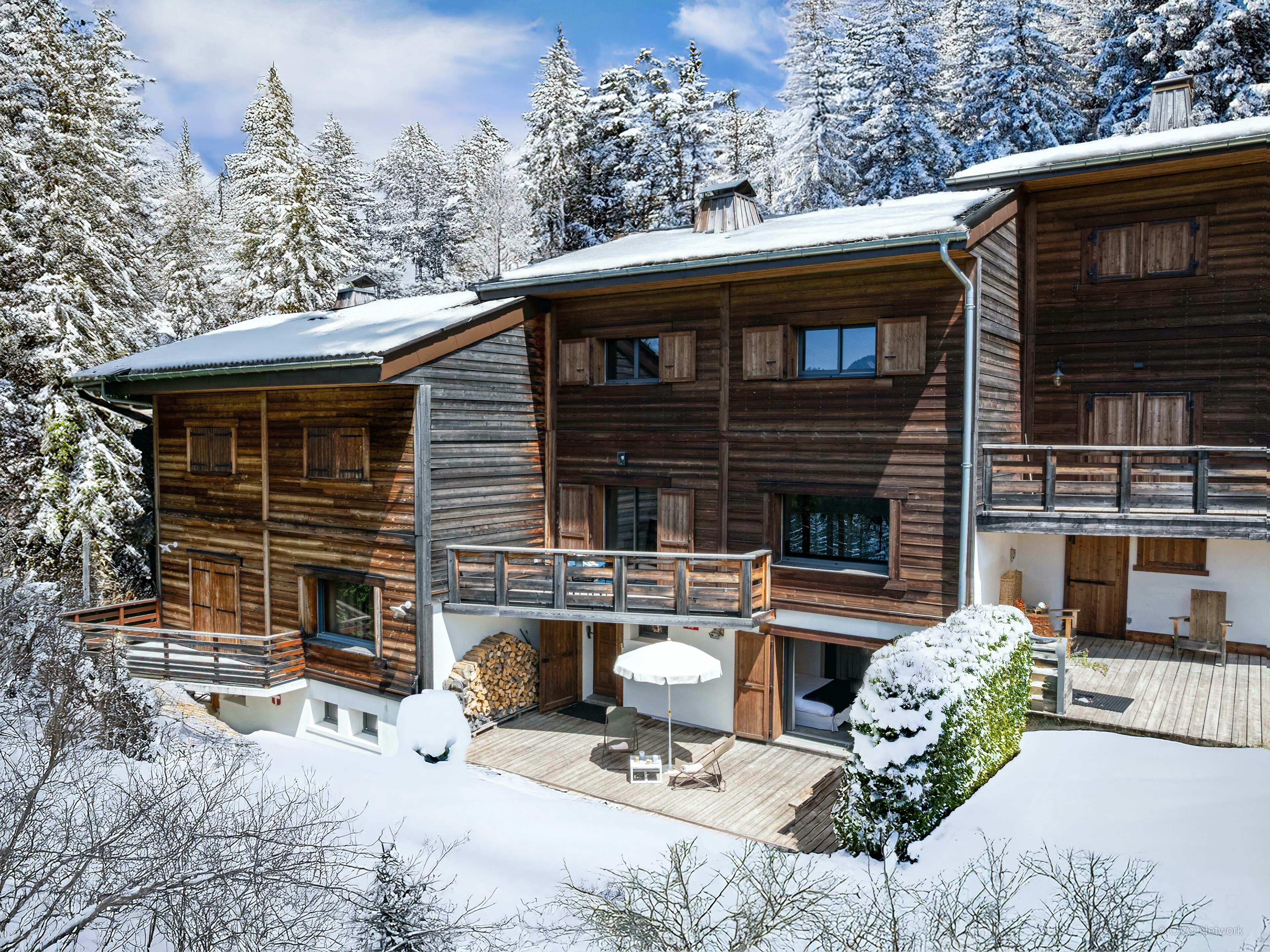 Chalet 4 étoiles pour 12 (8 adultes max) - vue spendide