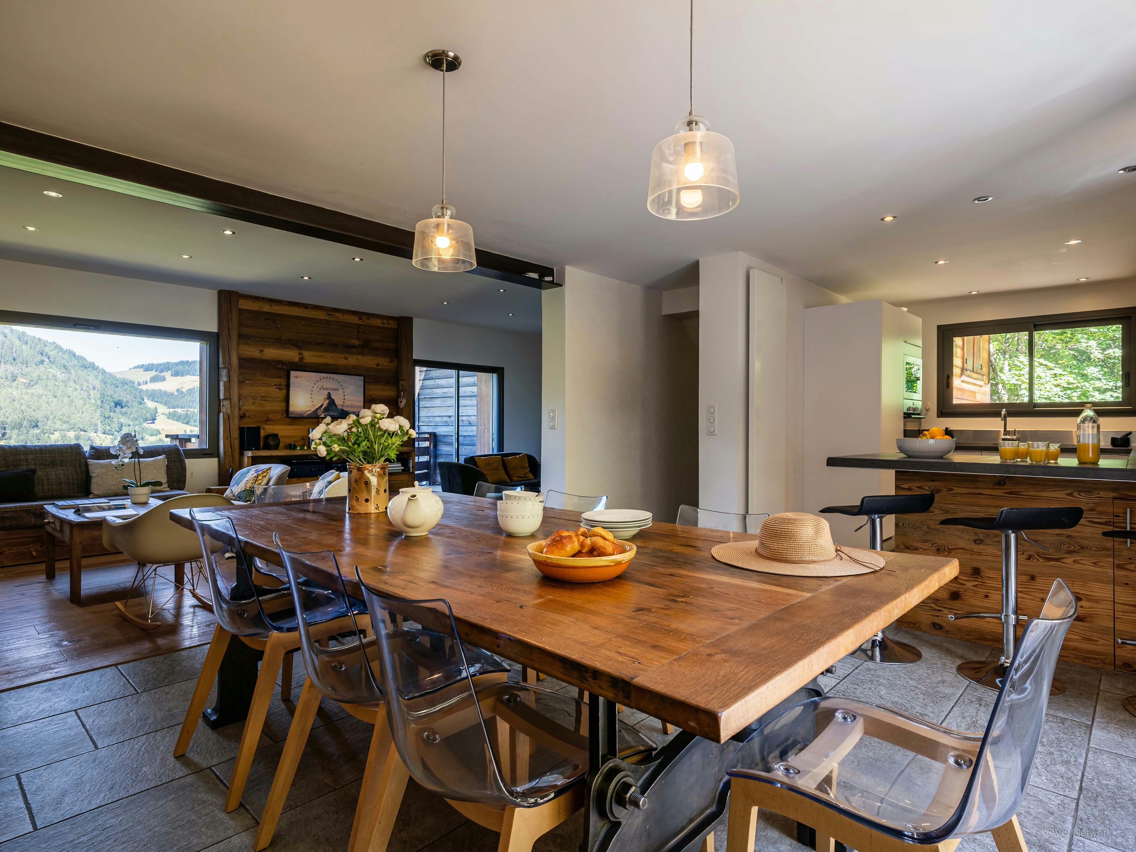 Chalet 4 étoiles pour 12 (8 adultes max) - vue spendide