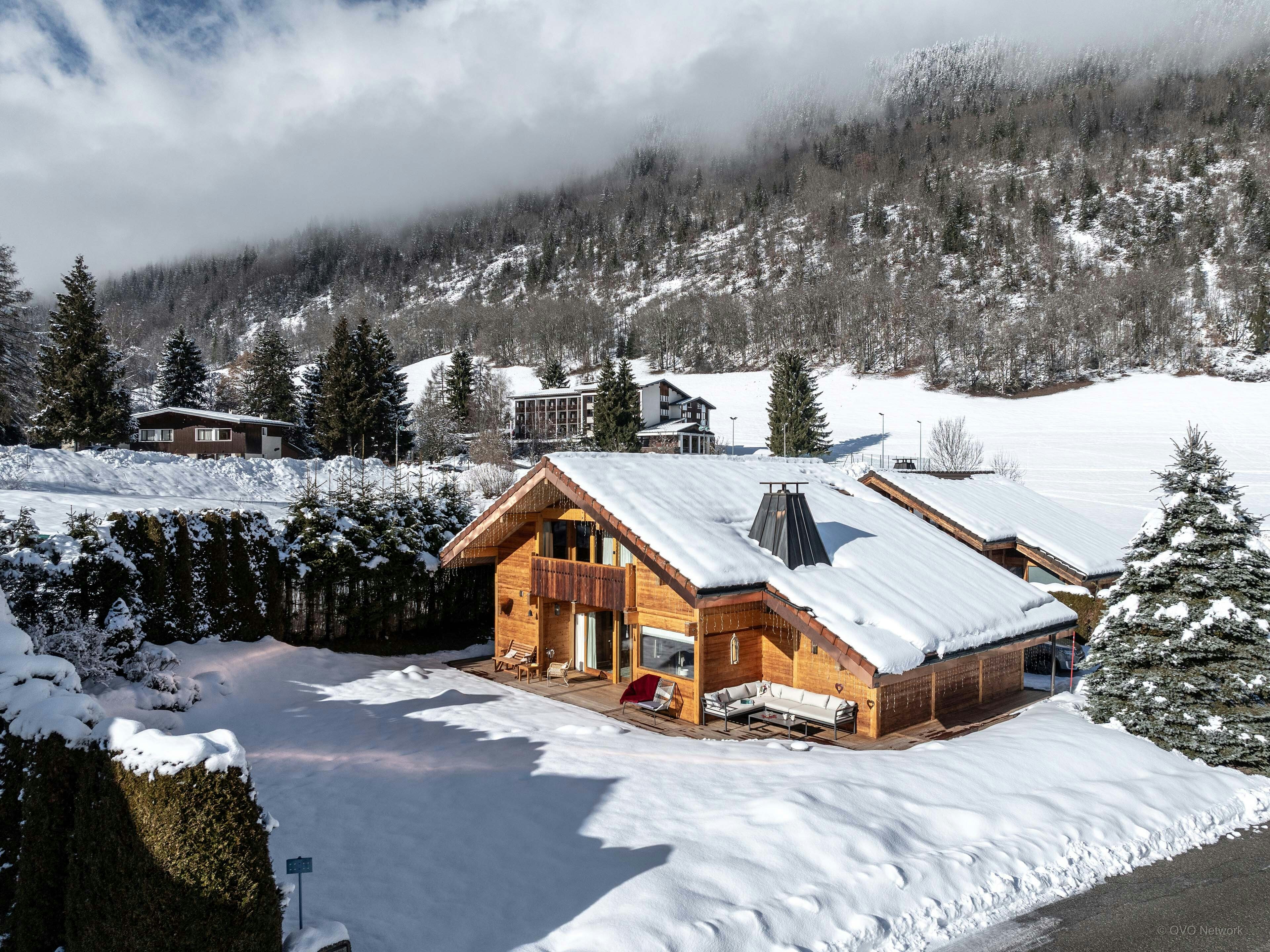 Séjour alpin en famille 10 personnes, proche station