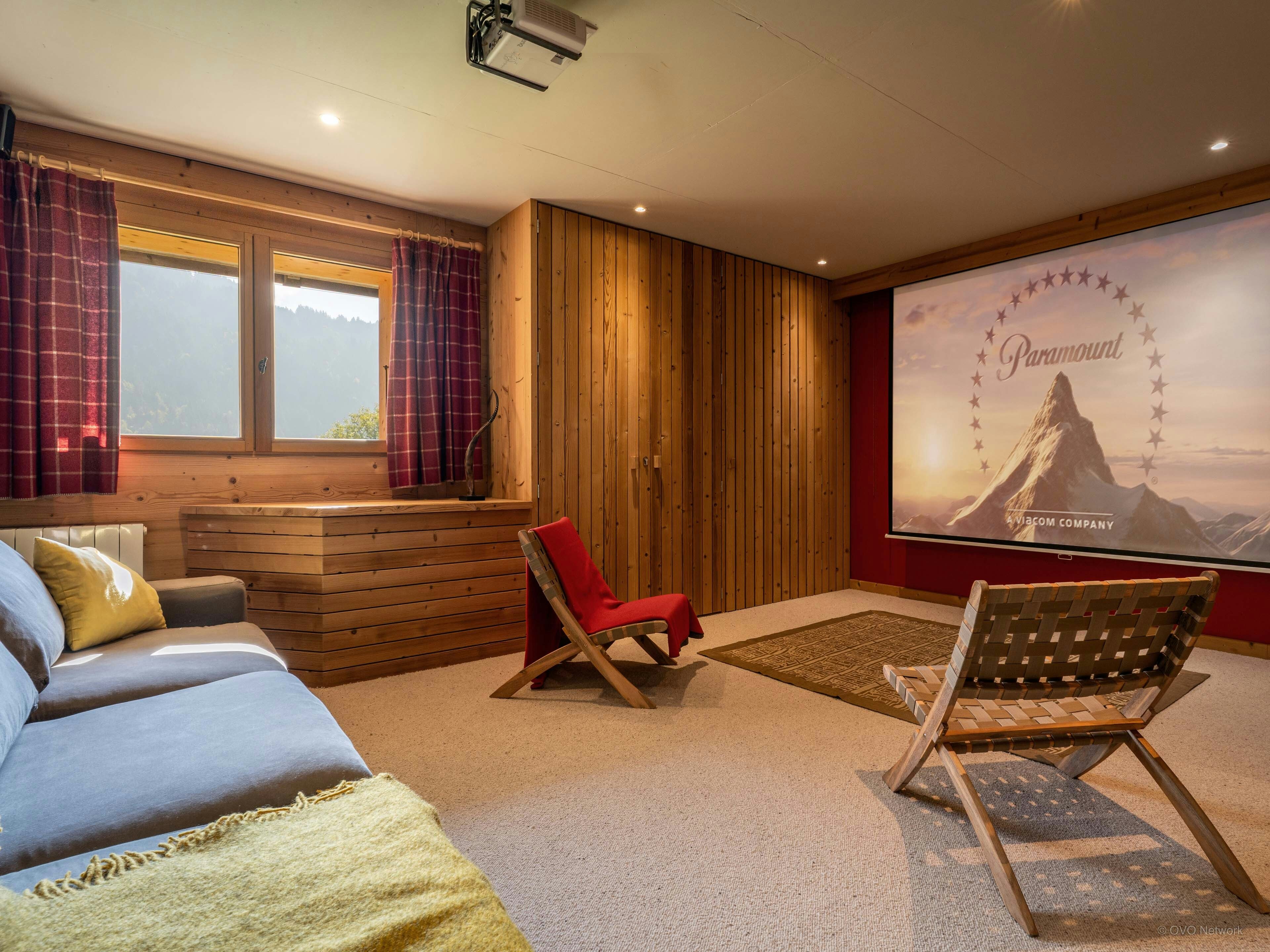 Joli chalet familial avec salle de jeux & home cinéma