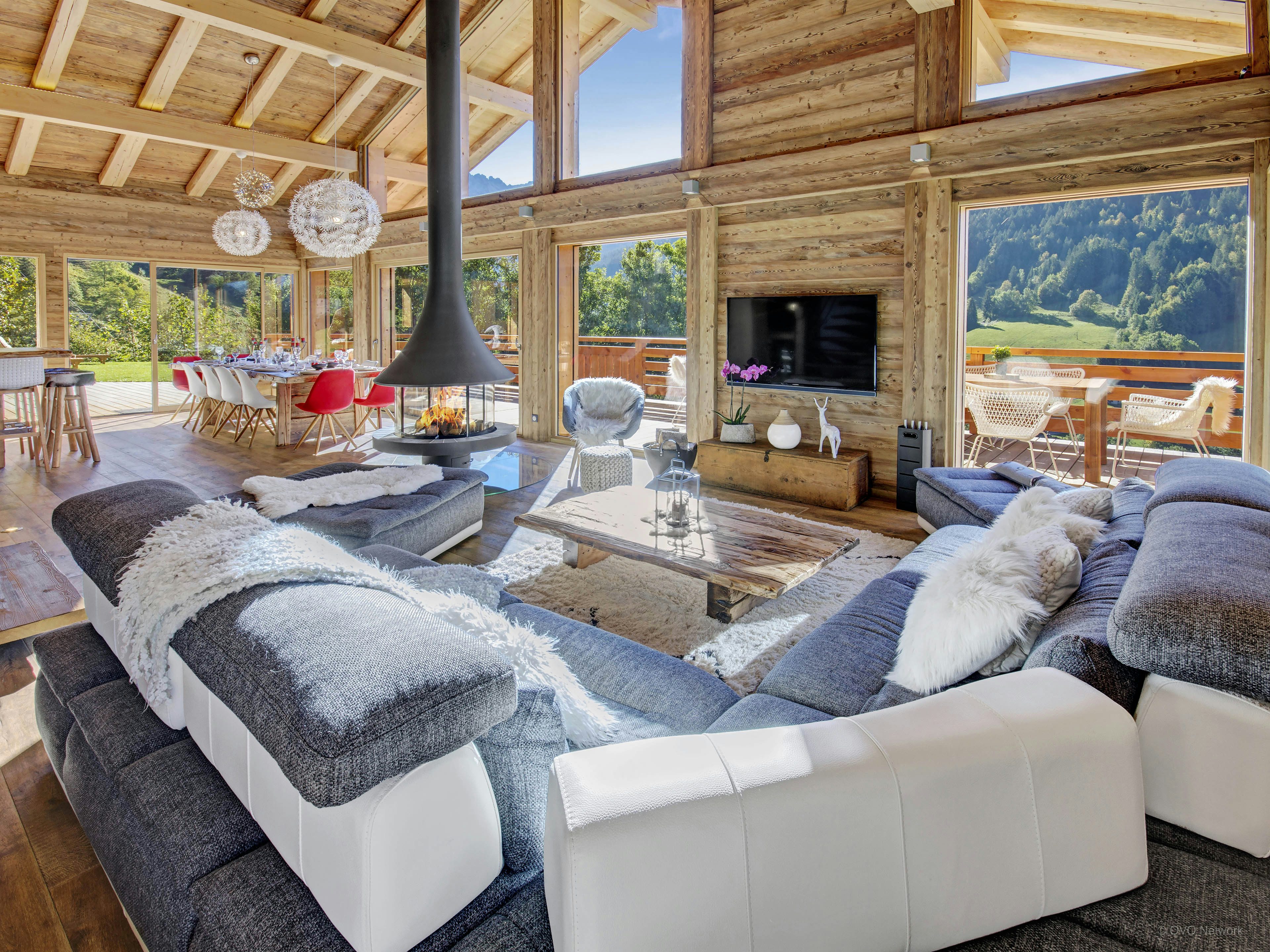 Logement de luxe pour 14 avec jacuzzi, sauna et jeux
