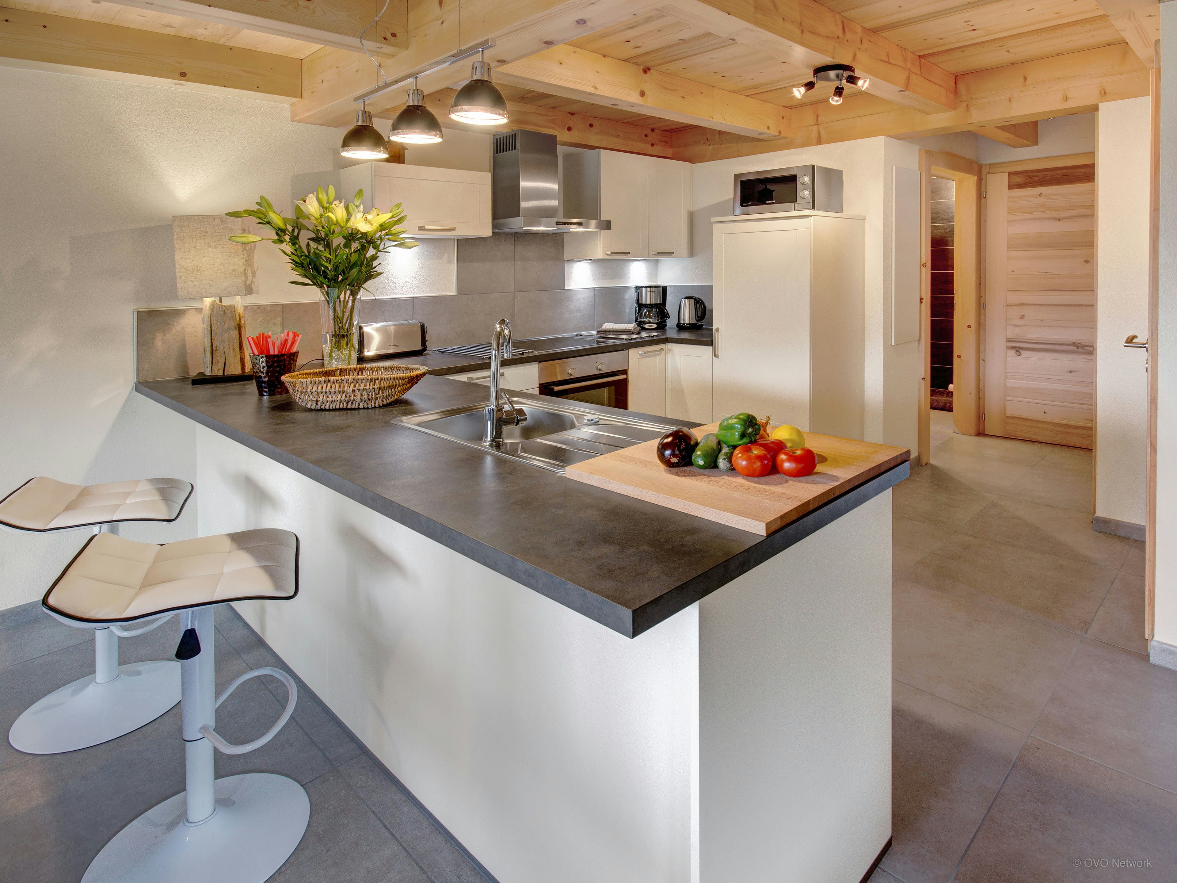 Chalet alpin ensoleillé proche des pistes et des restaurants