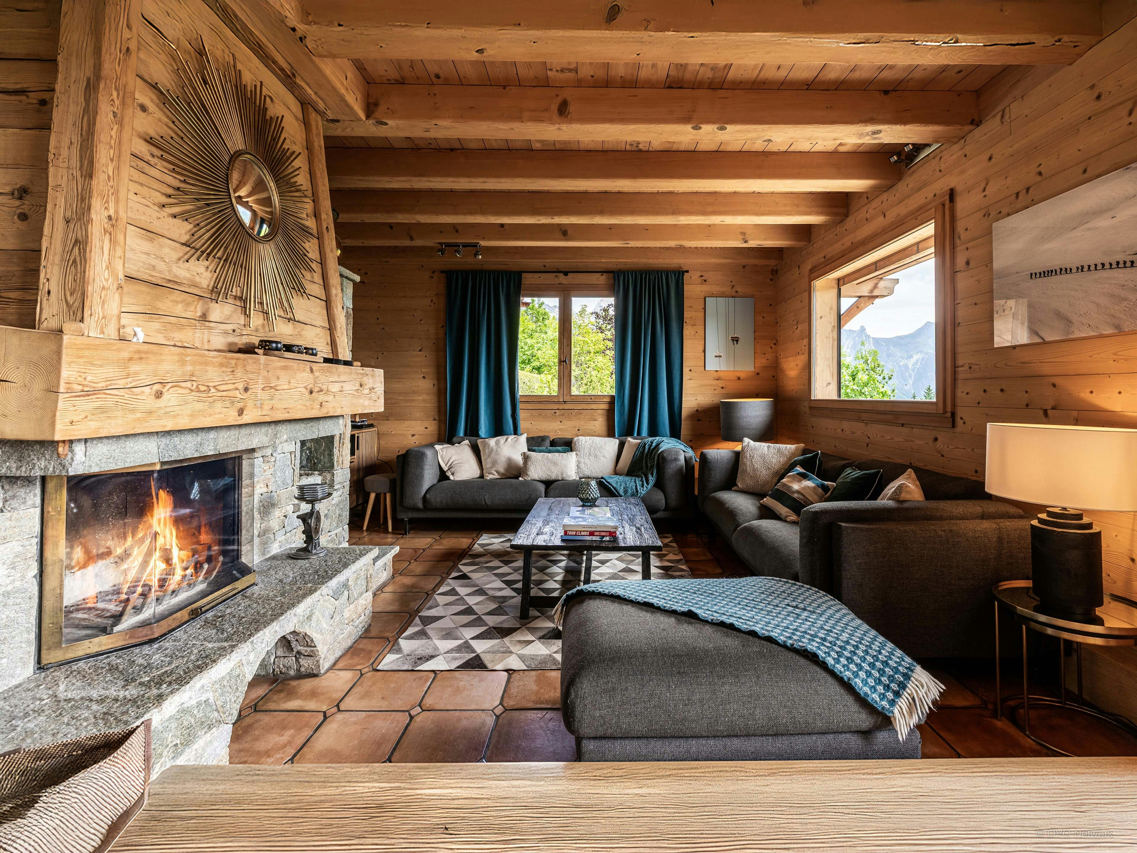 Jacuzzi, sauna, & grand jardin