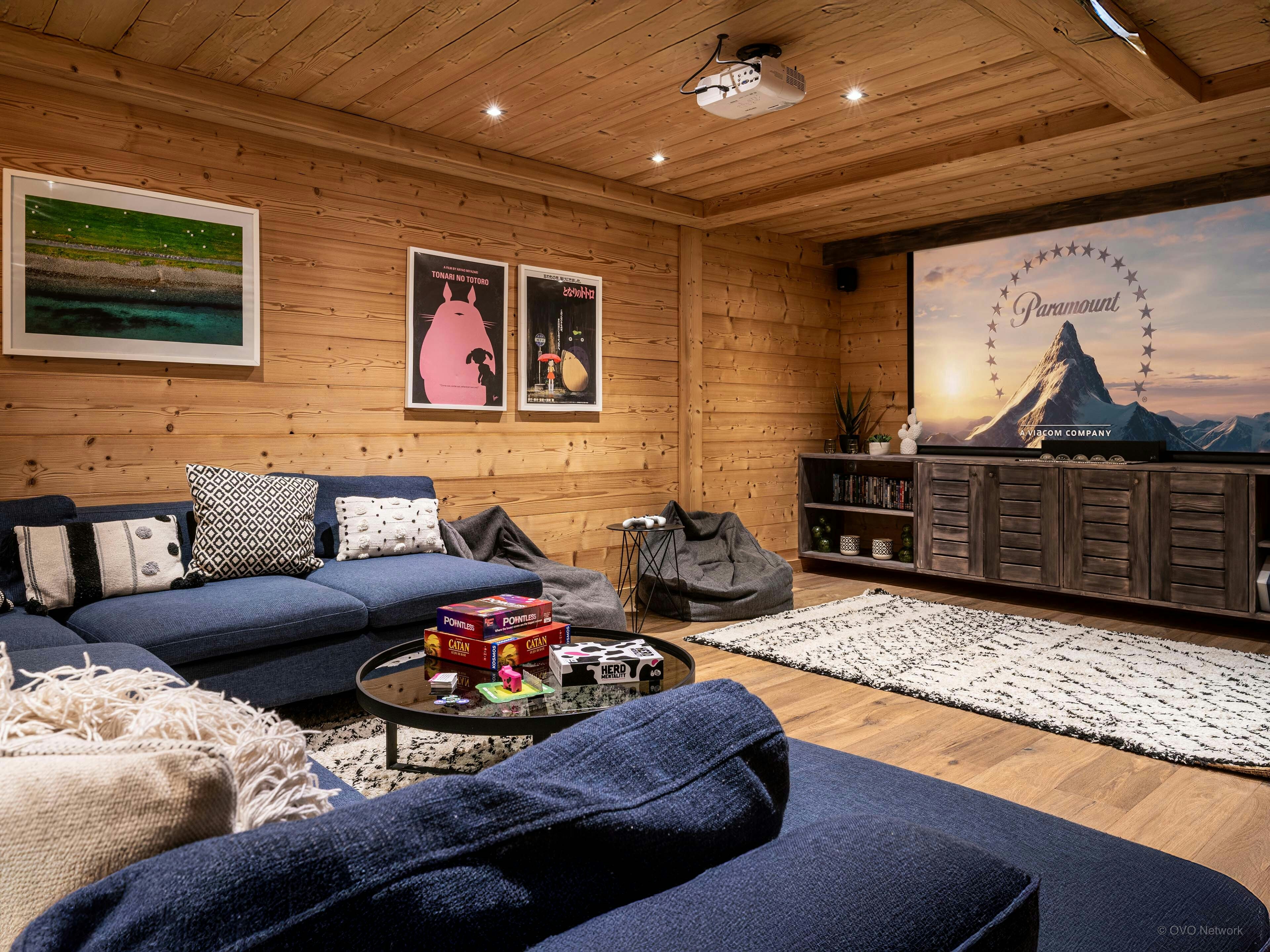 Jacuzzi, sauna, & grand jardin