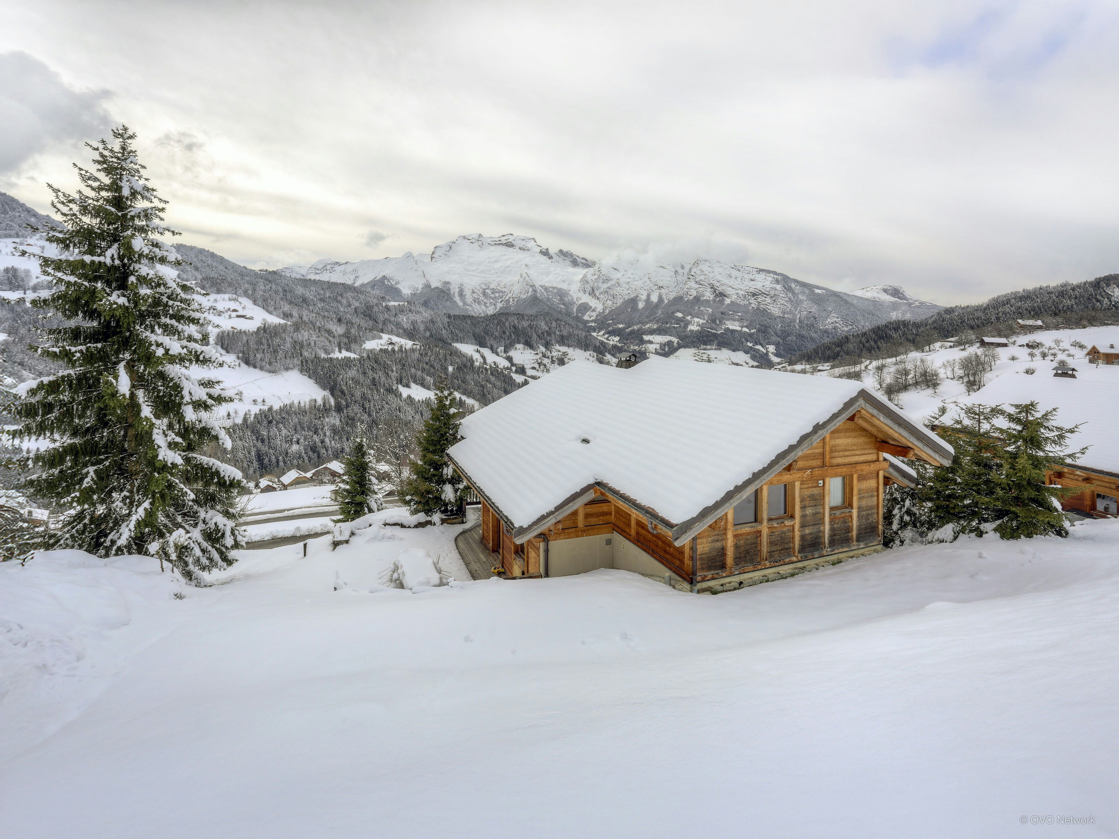 Spa et belle vue pour 15 personnes