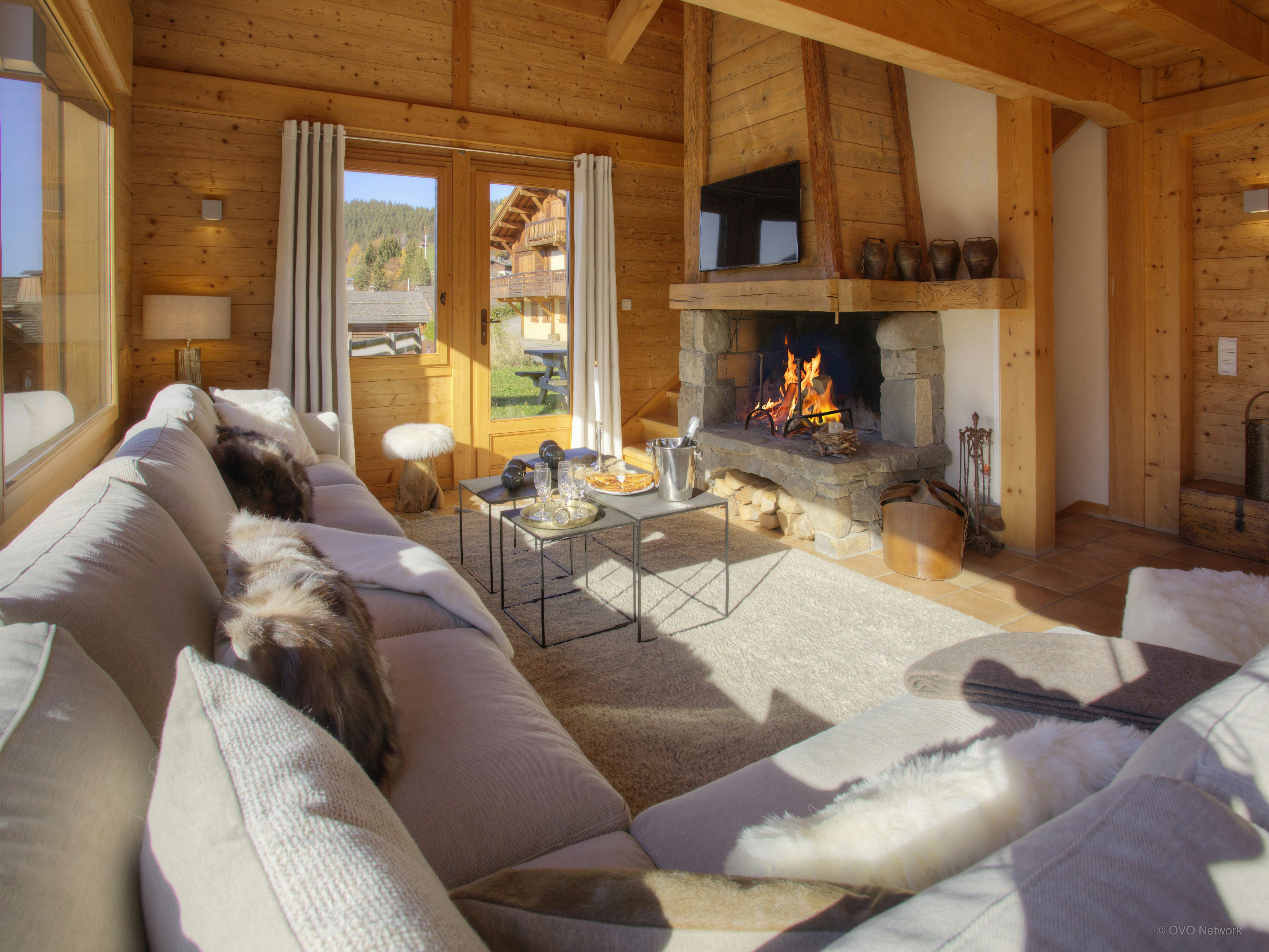 Séjour alpin exclusif avec gym, jacuzzi et terrasse