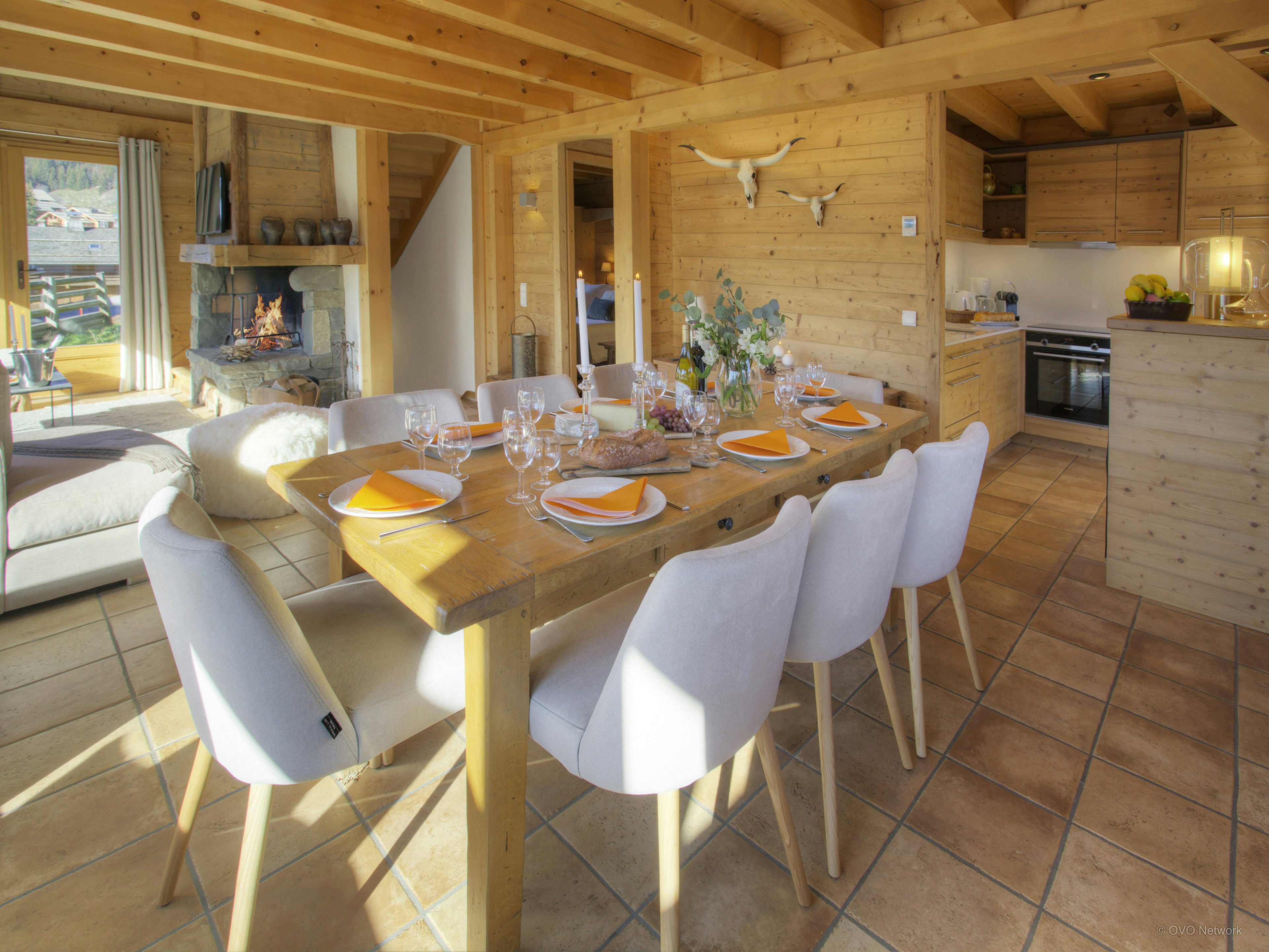 Séjour alpin exclusif avec gym, jacuzzi et terrasse