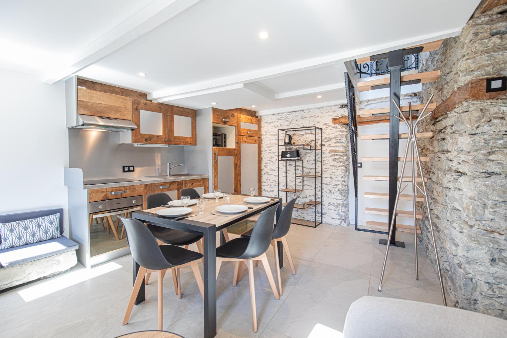 Le Chalet d'Augustin 1, classé 4 étoiles ( 1 à 5 pers)