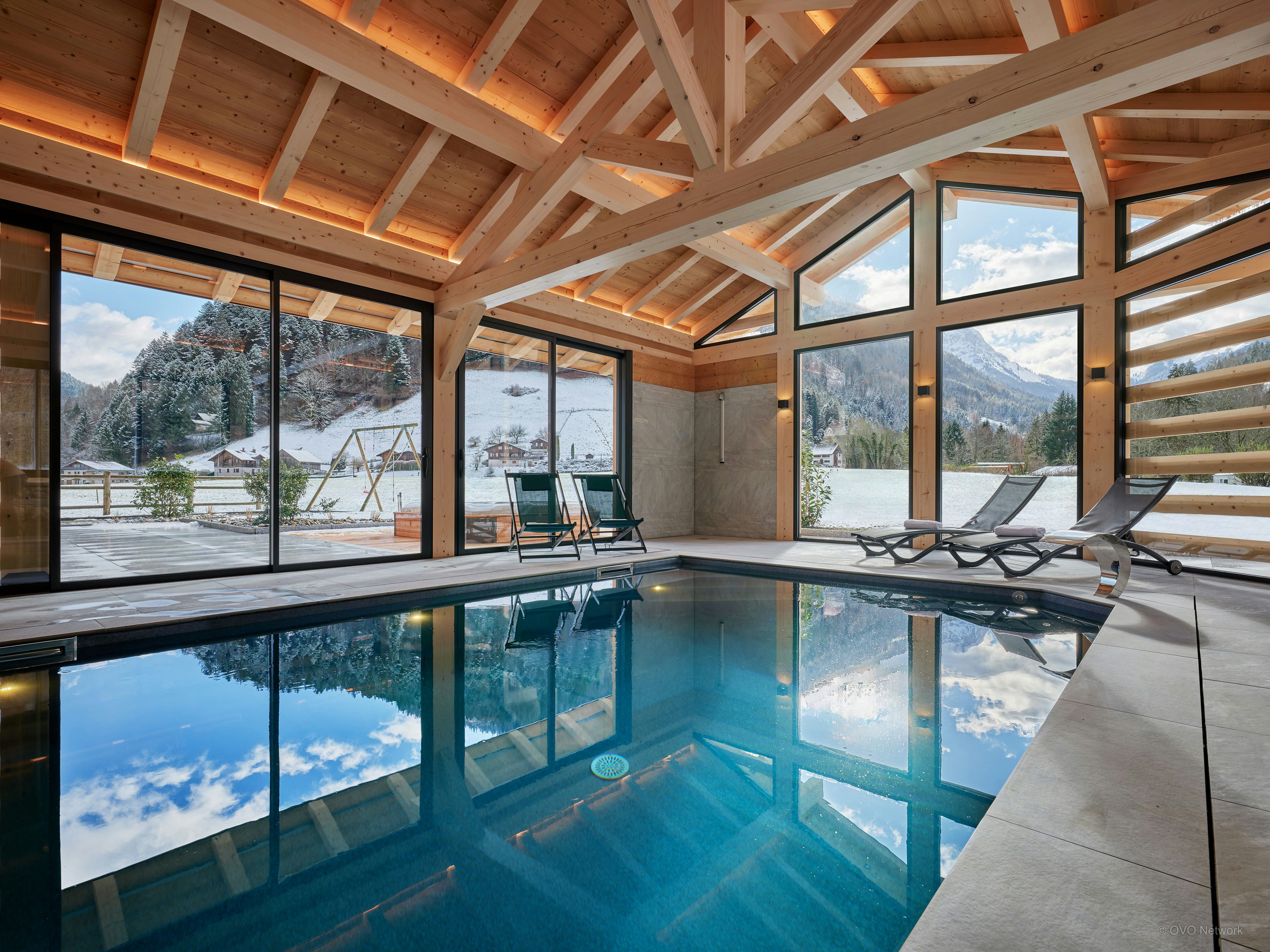 Séjour pour 12 - sauna, jacuzzi et terrasse