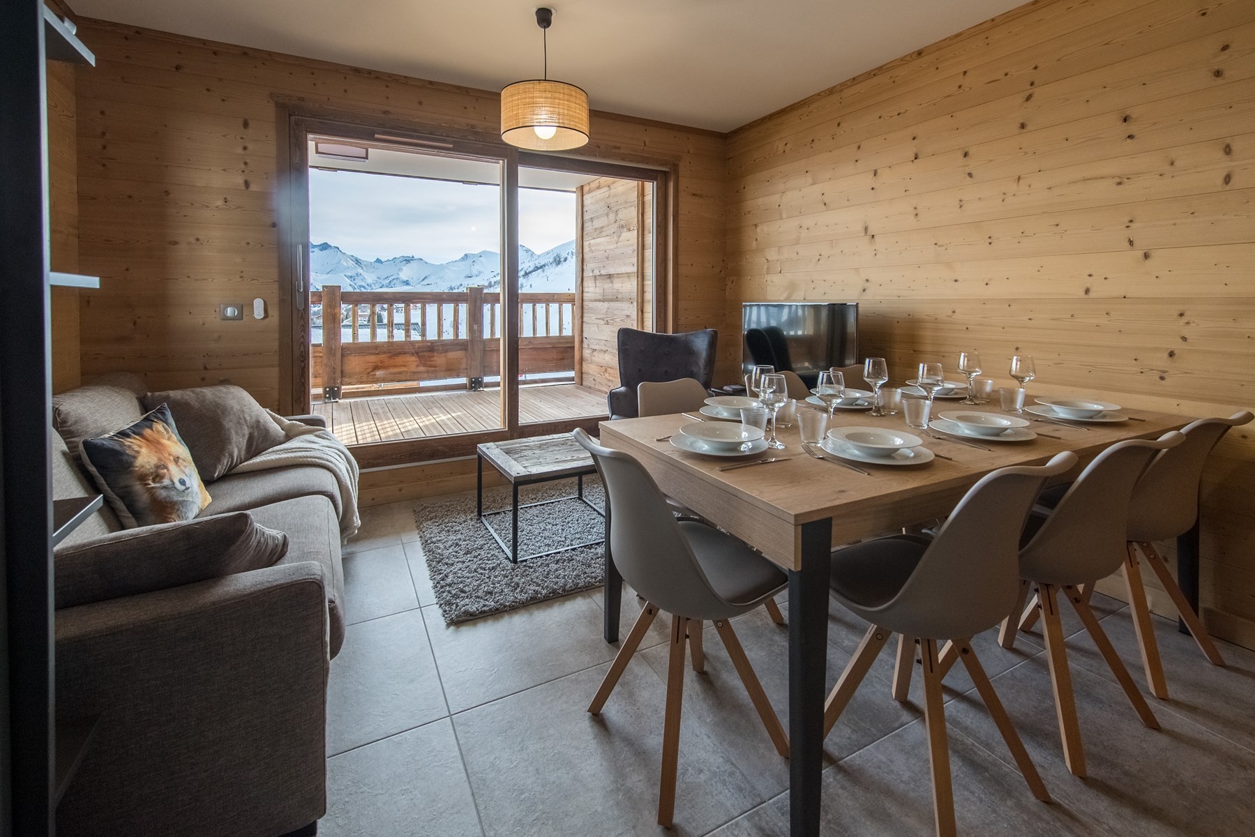 Appt spacieux avec terrasse plein sud au pied des pistes