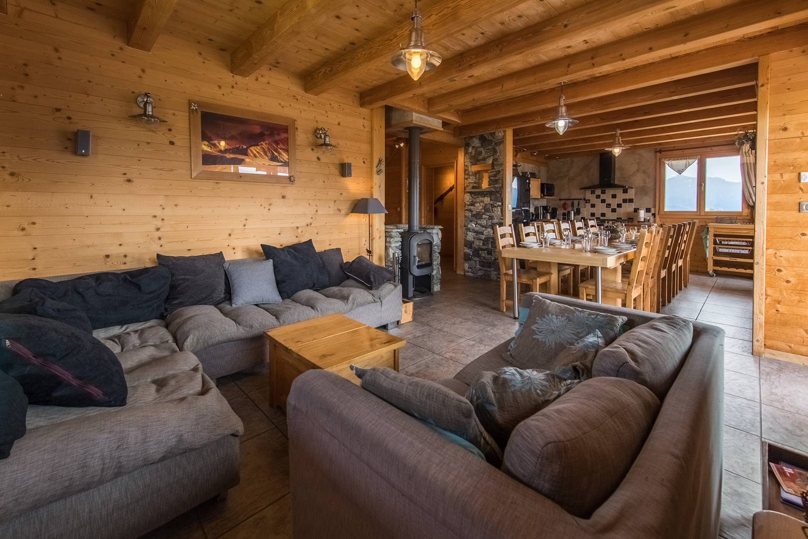 Vaste appartement avec Jacuzzi dans chalet