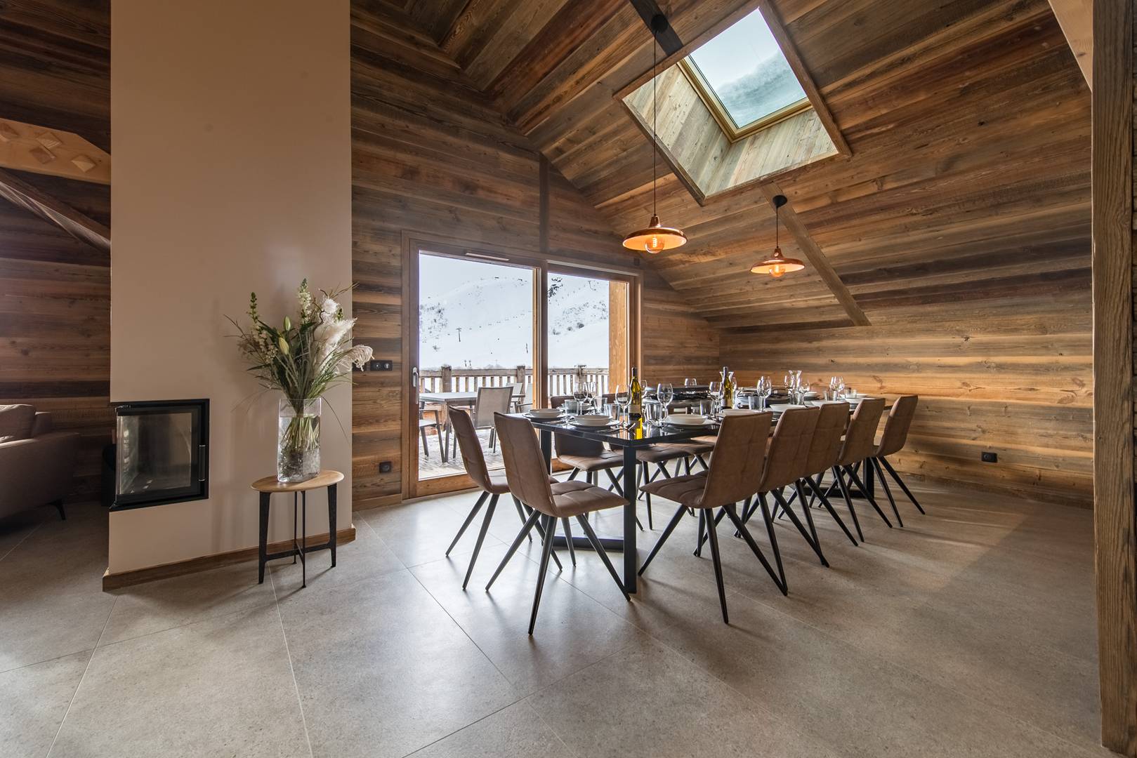 Chalet sur les pistes avec sauna et home cinéma