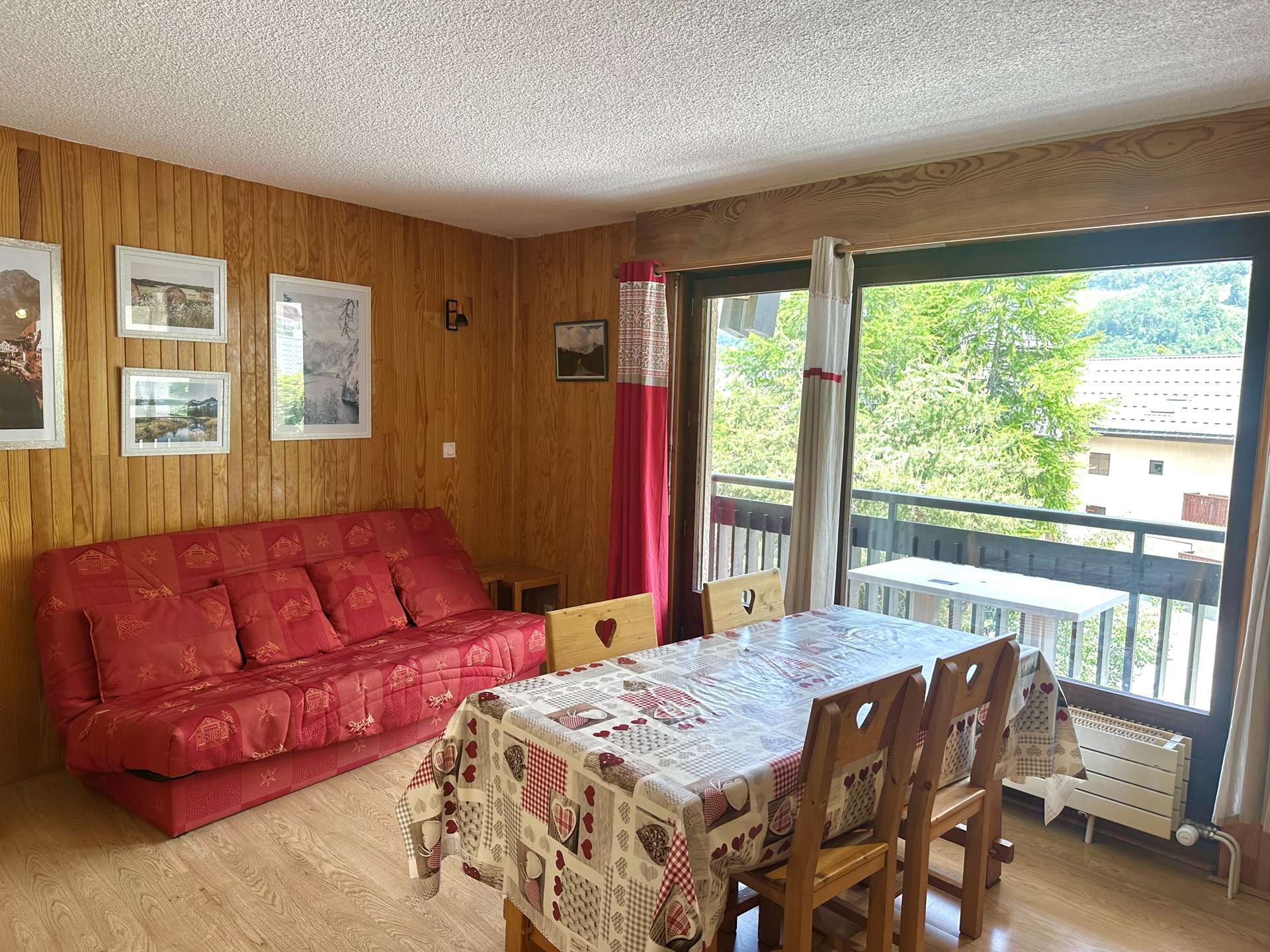 APPARTEMENT 6 PERSONNES DANS LE CENTRE