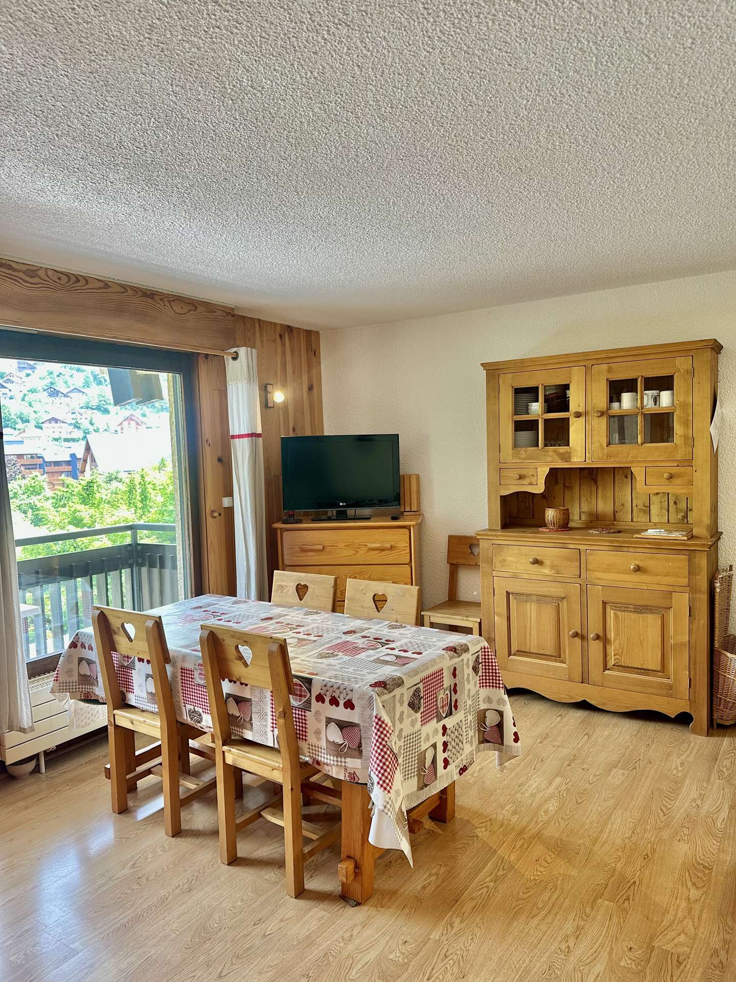 APPARTEMENT 6 PERSONNES DANS LE CENTRE