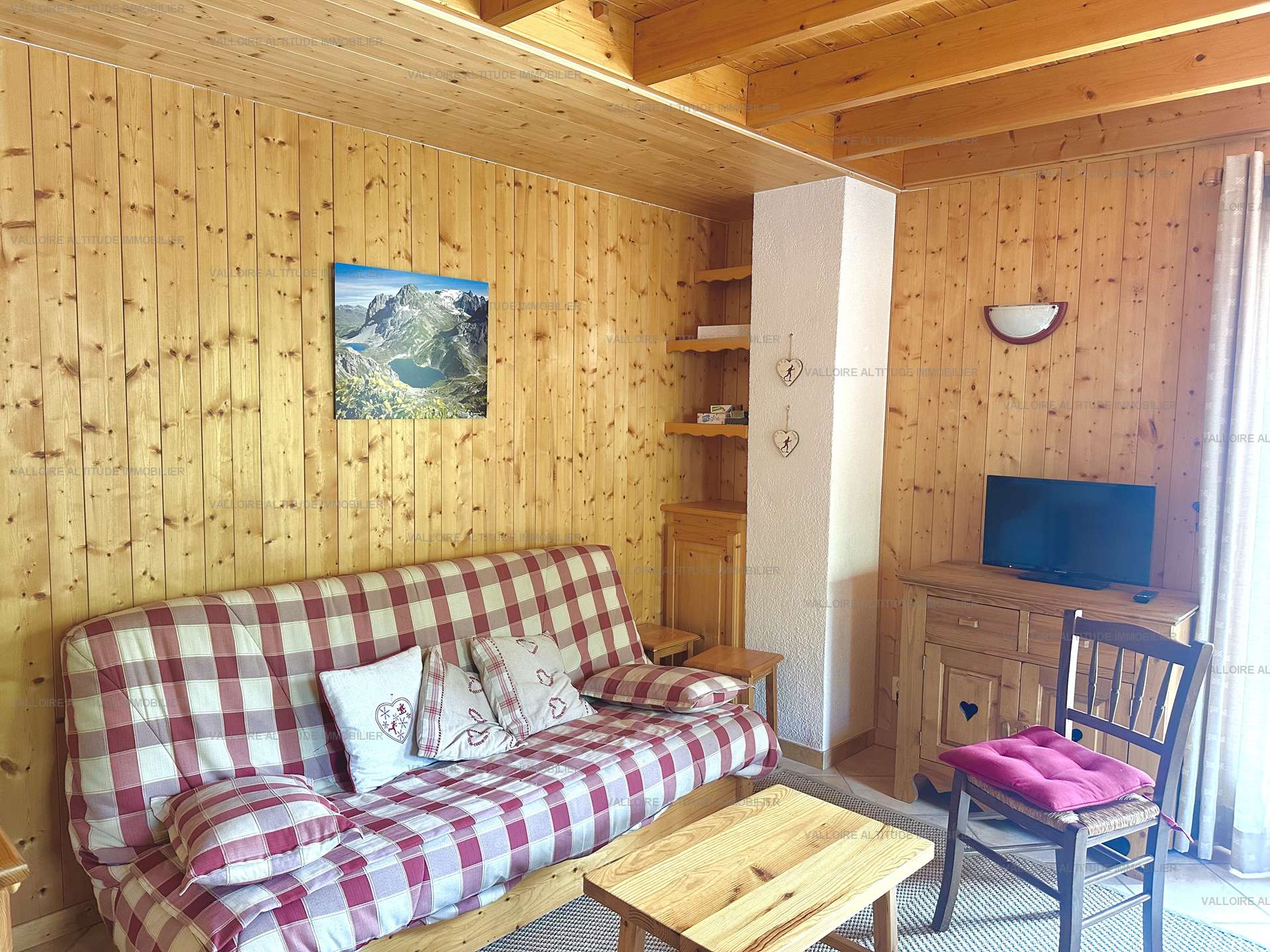 APPARTEMENT 6 PERSONNES CENTRE