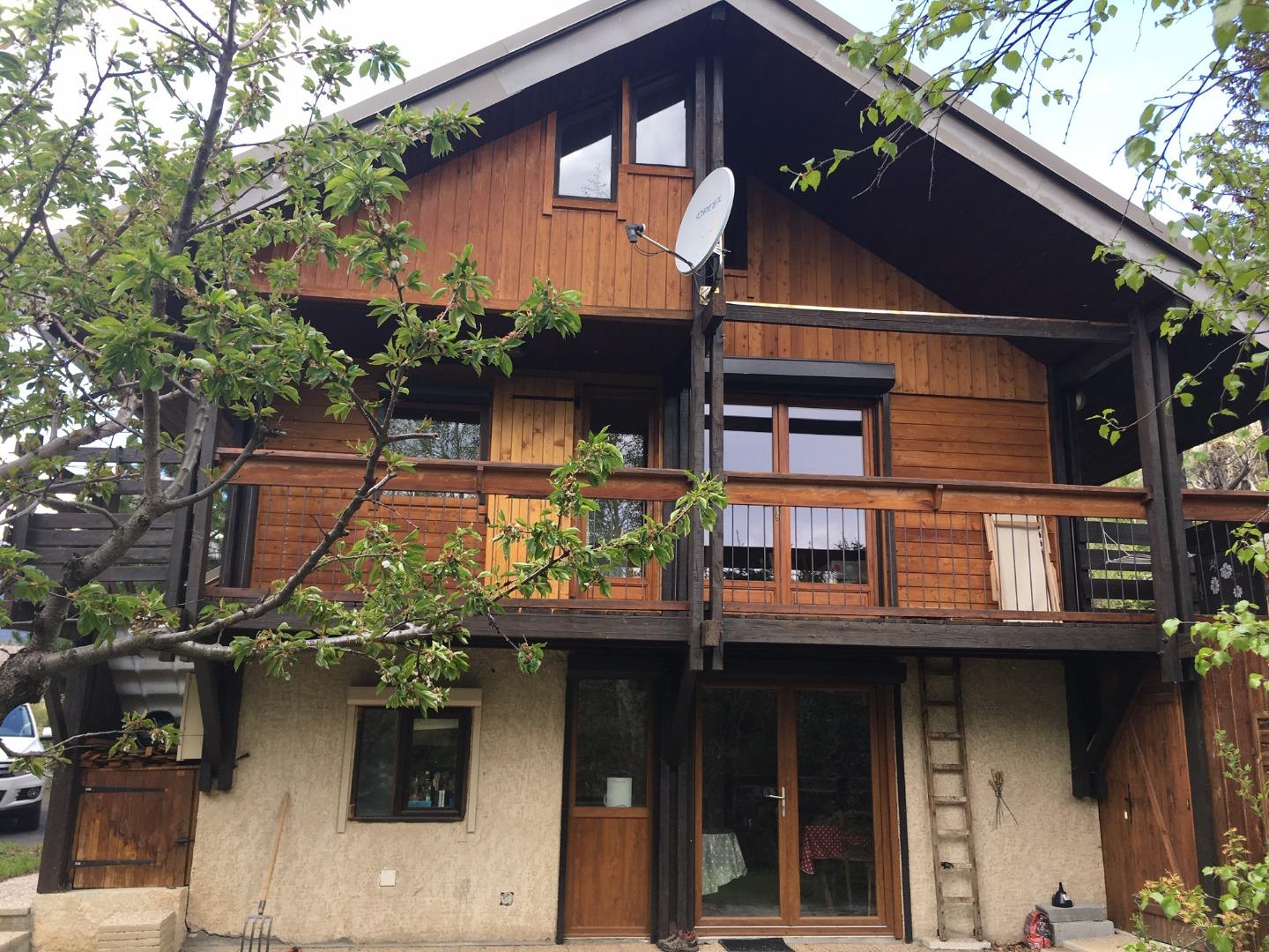 Chalet l'eterlou - le chambacou serre chevallier 1500 le monêtier les bains
