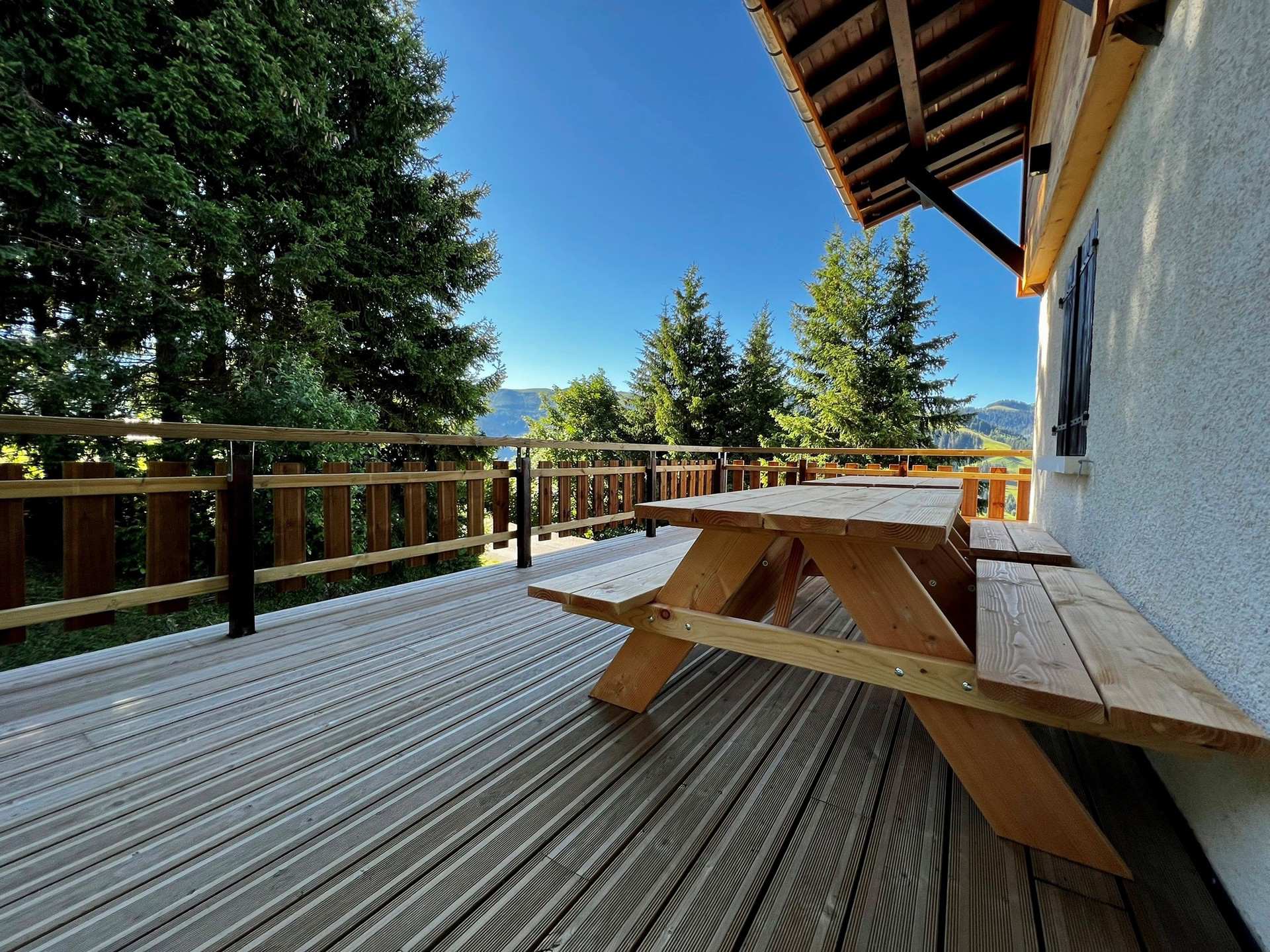 CHALET LEONTINE