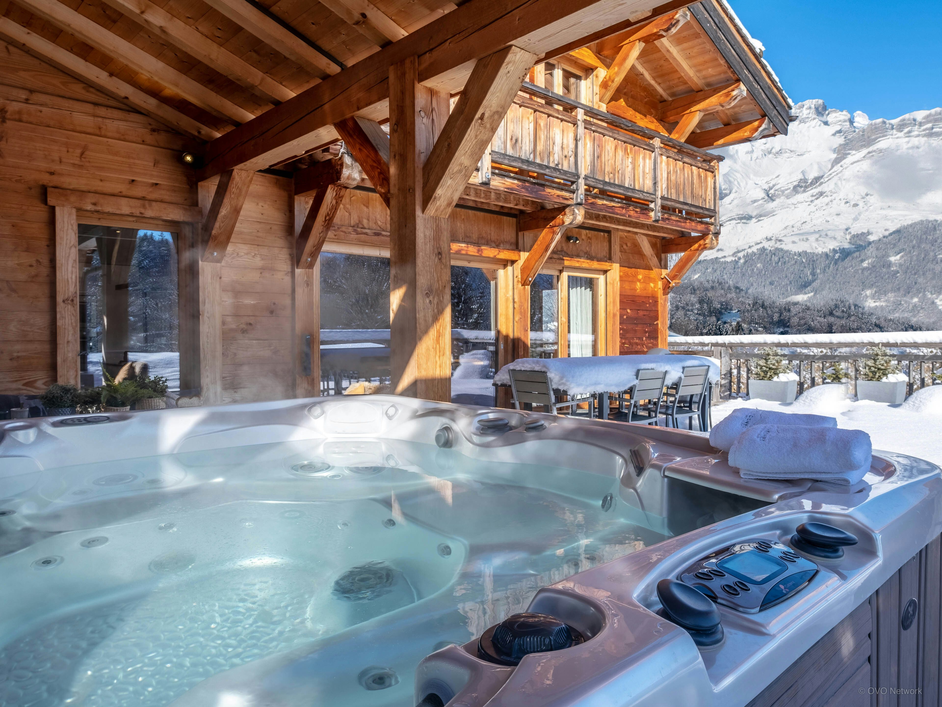 Jacuzzi, sauna et vues sur le mont Blanc