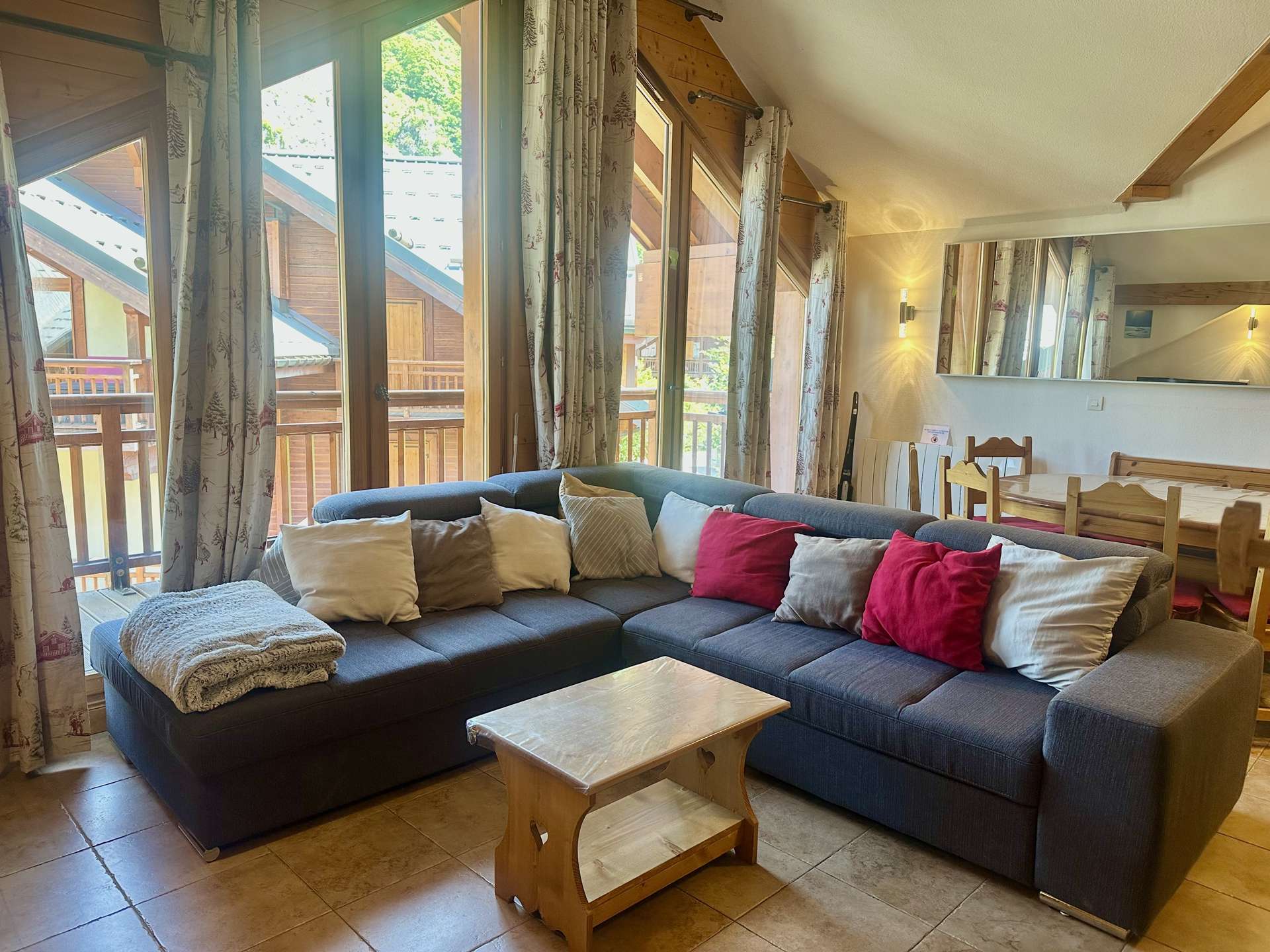 APPARTEMENT 8 PERSONNES proche des pistes