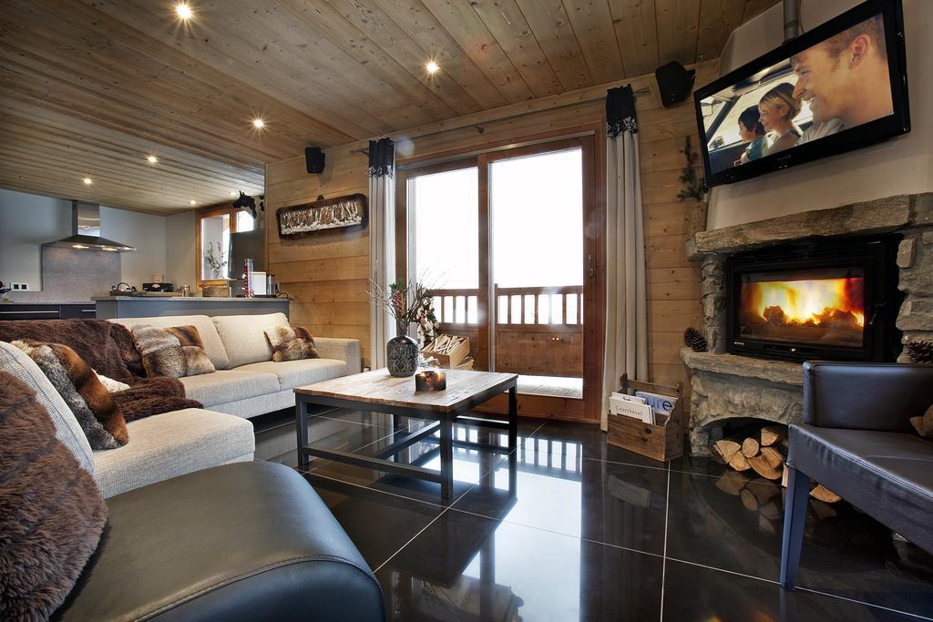 chalet avec 6 chambres
