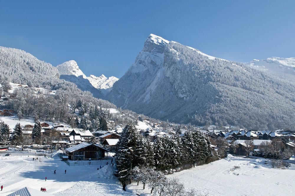 Beauté de la vallée du Giffre en hiver