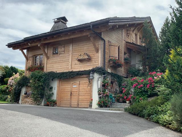 Chalet des fleurs ***** vue exceptionnelle chaine du mont blanc