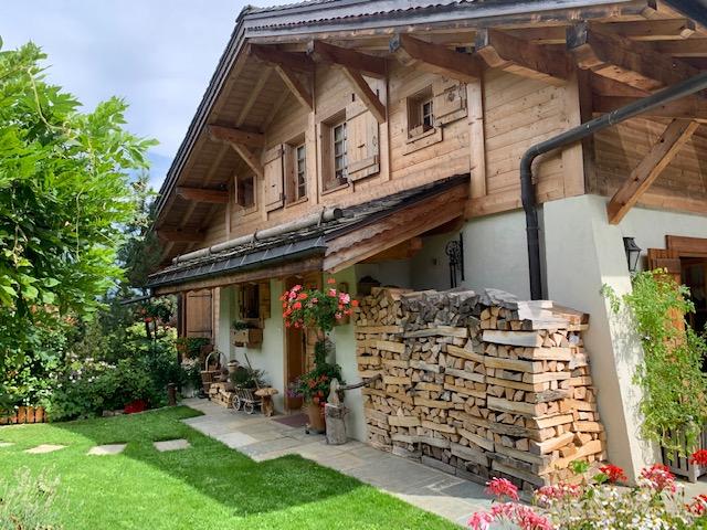 Chalet des fleurs ***** vue exceptionnelle chaine du mont blanc