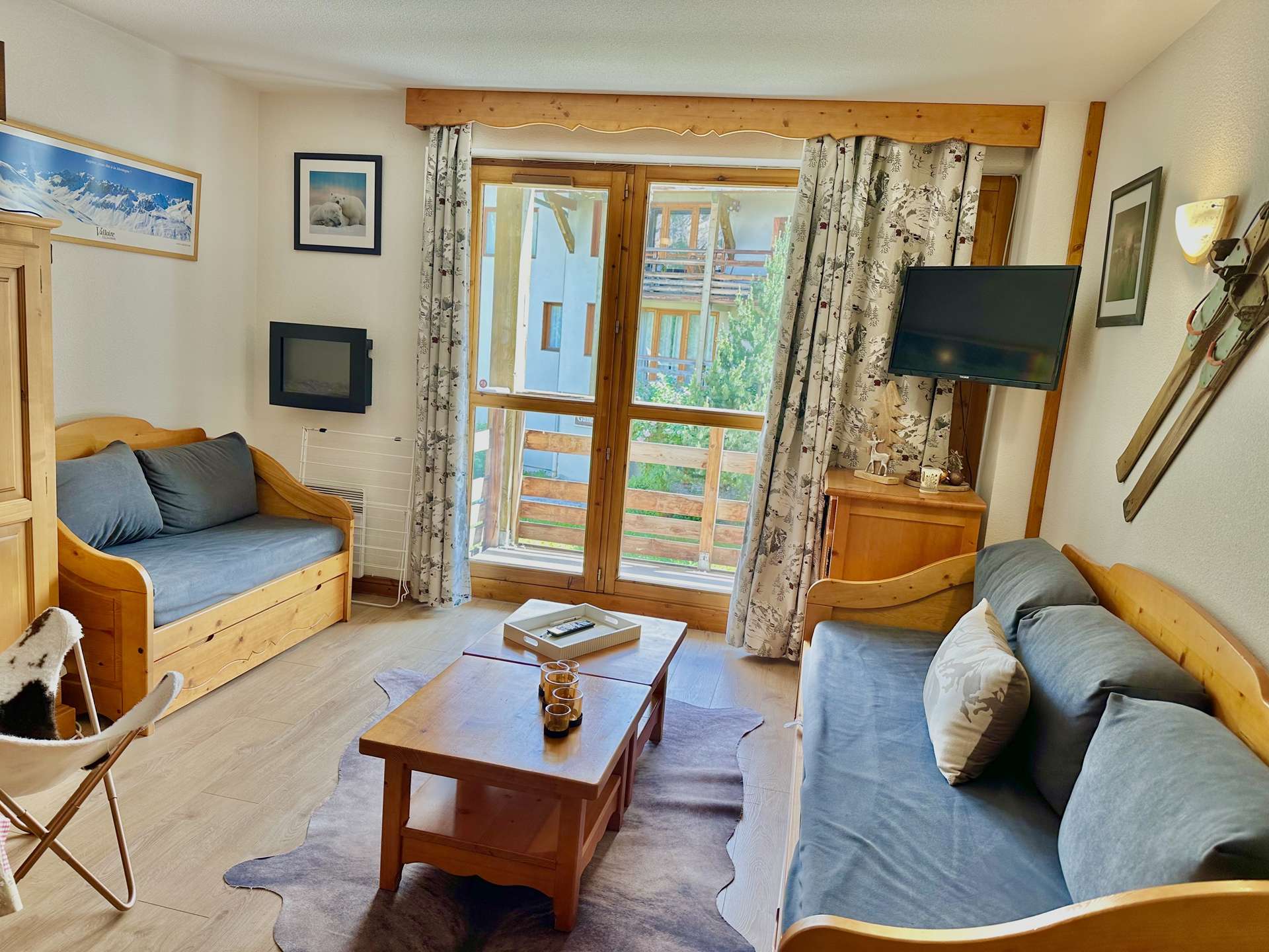 APPARTEMENT 6 PERSONNES  AVEC ACCES PISCINE