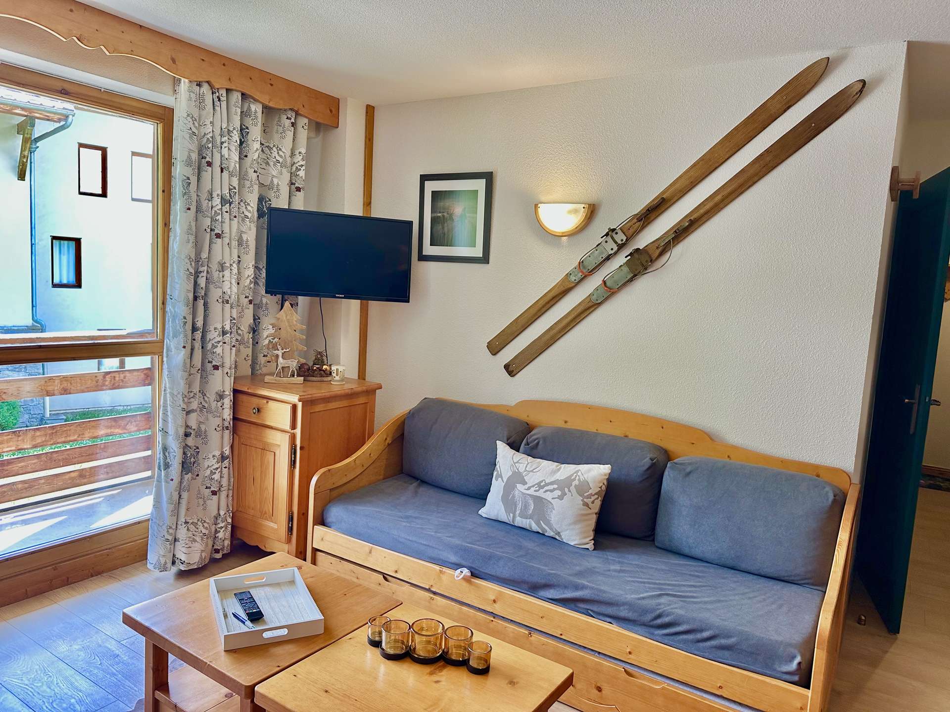 APPARTEMENT 6 PERSONNES  AVEC ACCES PISCINE