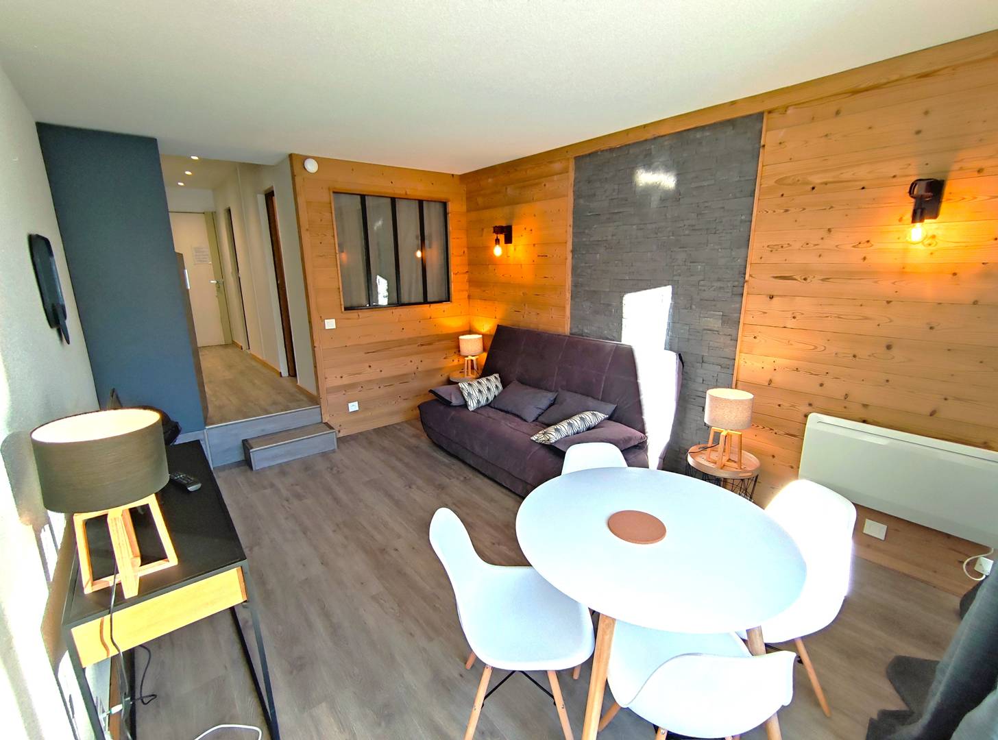 2pièces 4 rénové FRONT DE NEIGE SUD