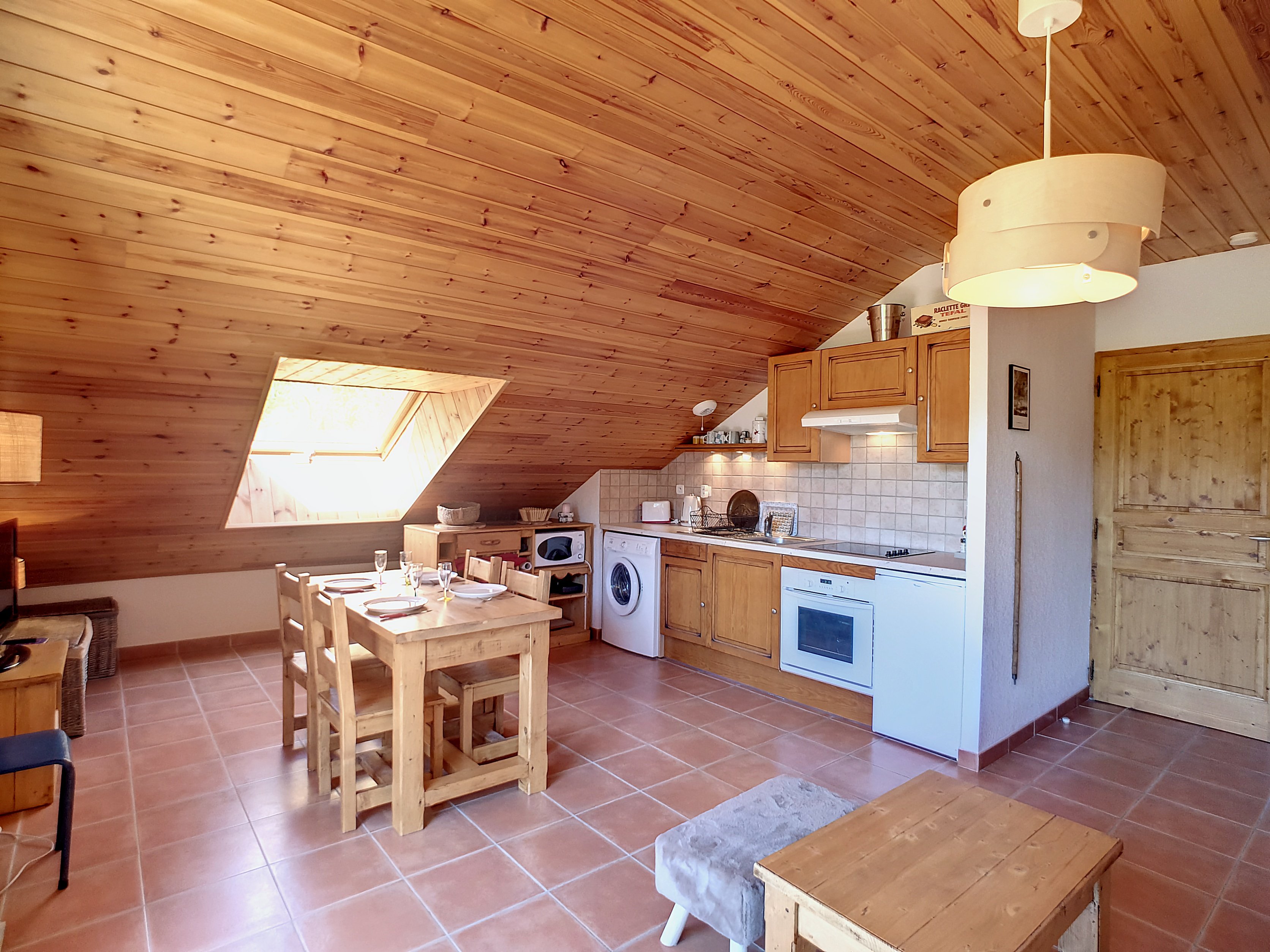 APPA LES EYSSARDS 10 - Charmant T3 skis aux pieds - PELVOUX 05340