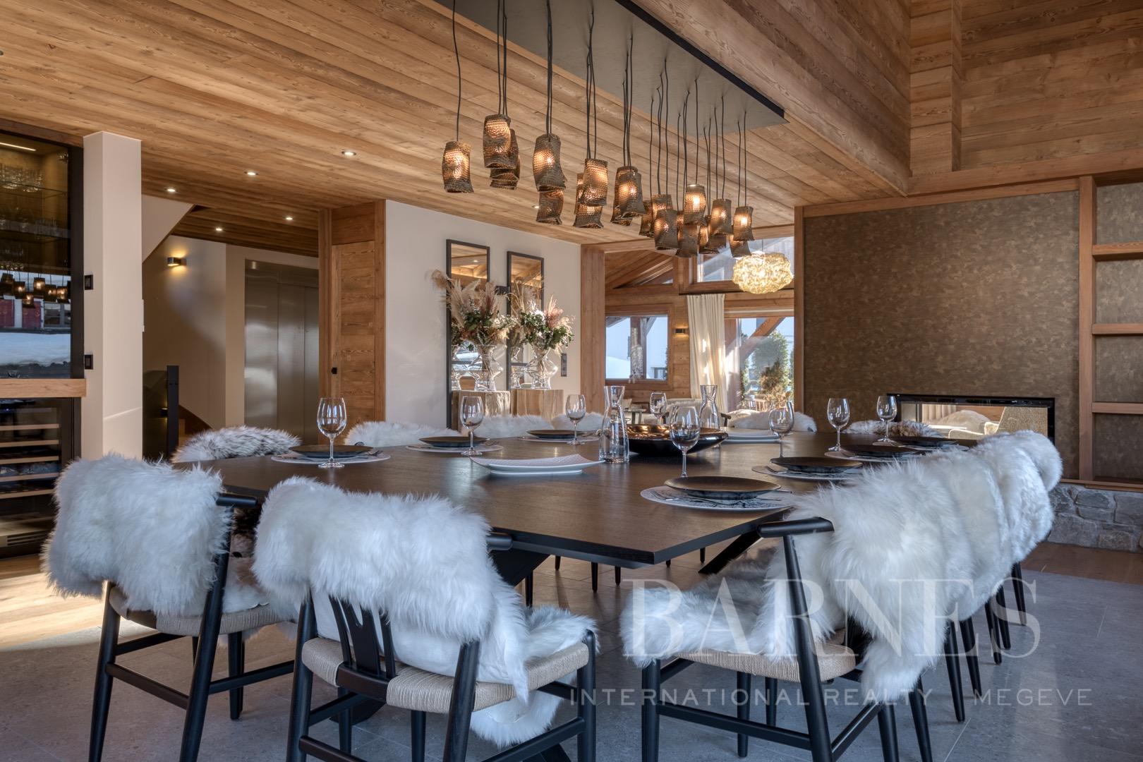 Chalet Whymper avec piscine (neuf) Megeve proche téléphérique Rochebrune, 8 minutes à pied du centre