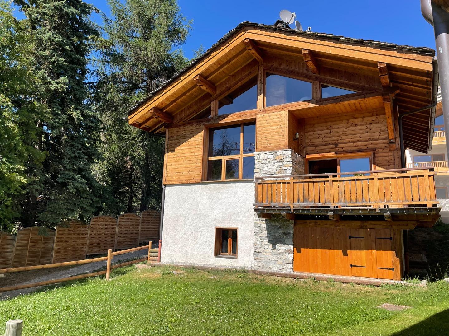 Location Chalet individuel Chalets Blanchot à plan-peisey (altitude 1650m) 6 à 9 personnes 135m²