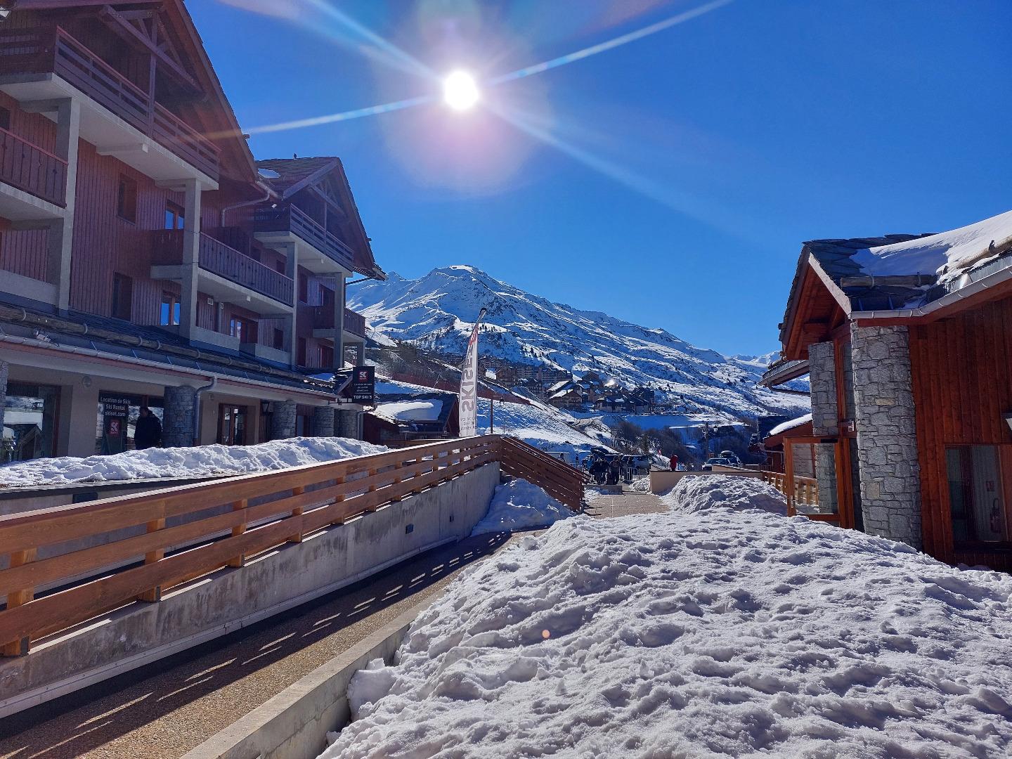 Appartement 7 personnes dans une residence 3 étoiles et piscine