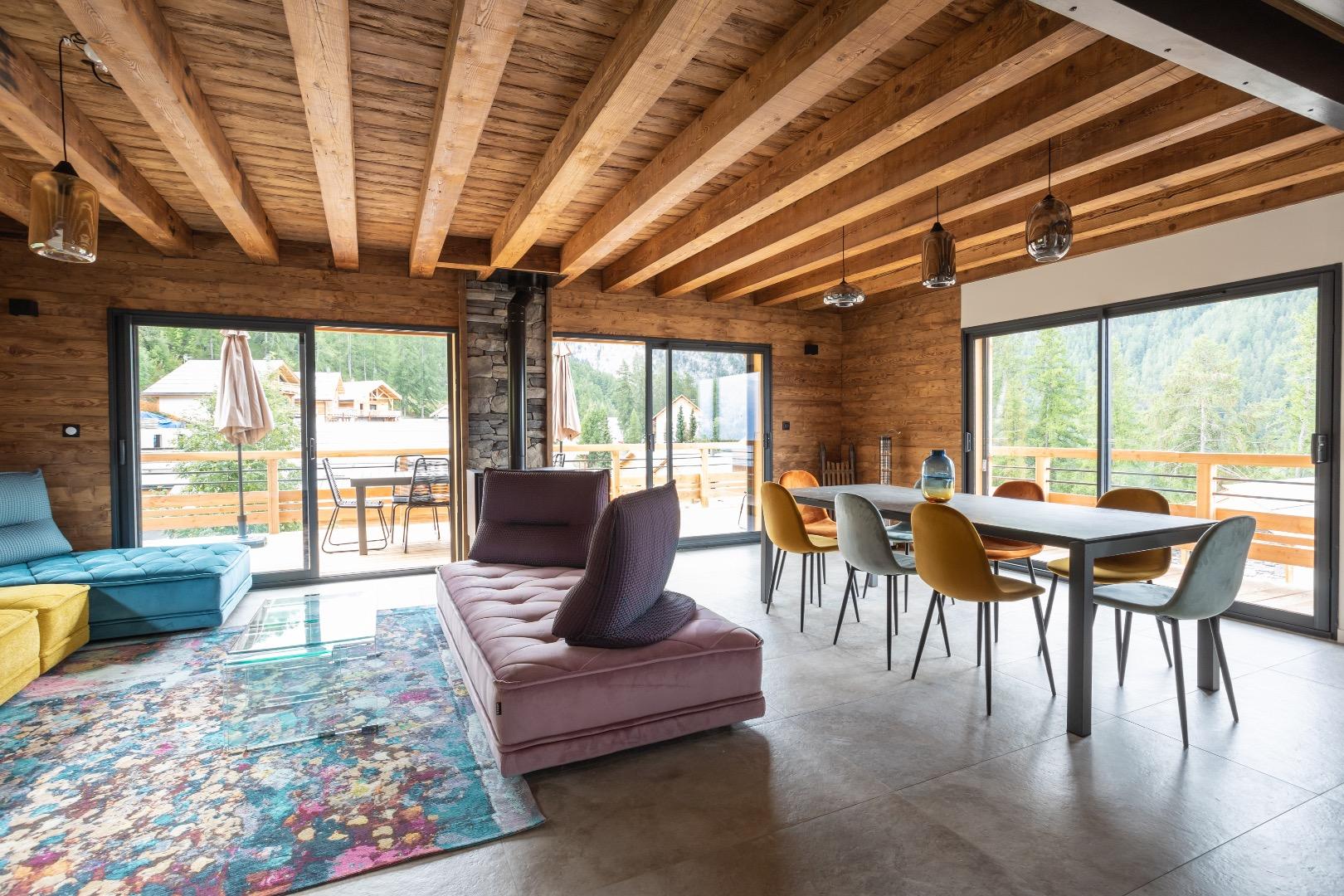 La Tanière des orres  et le louveteau 