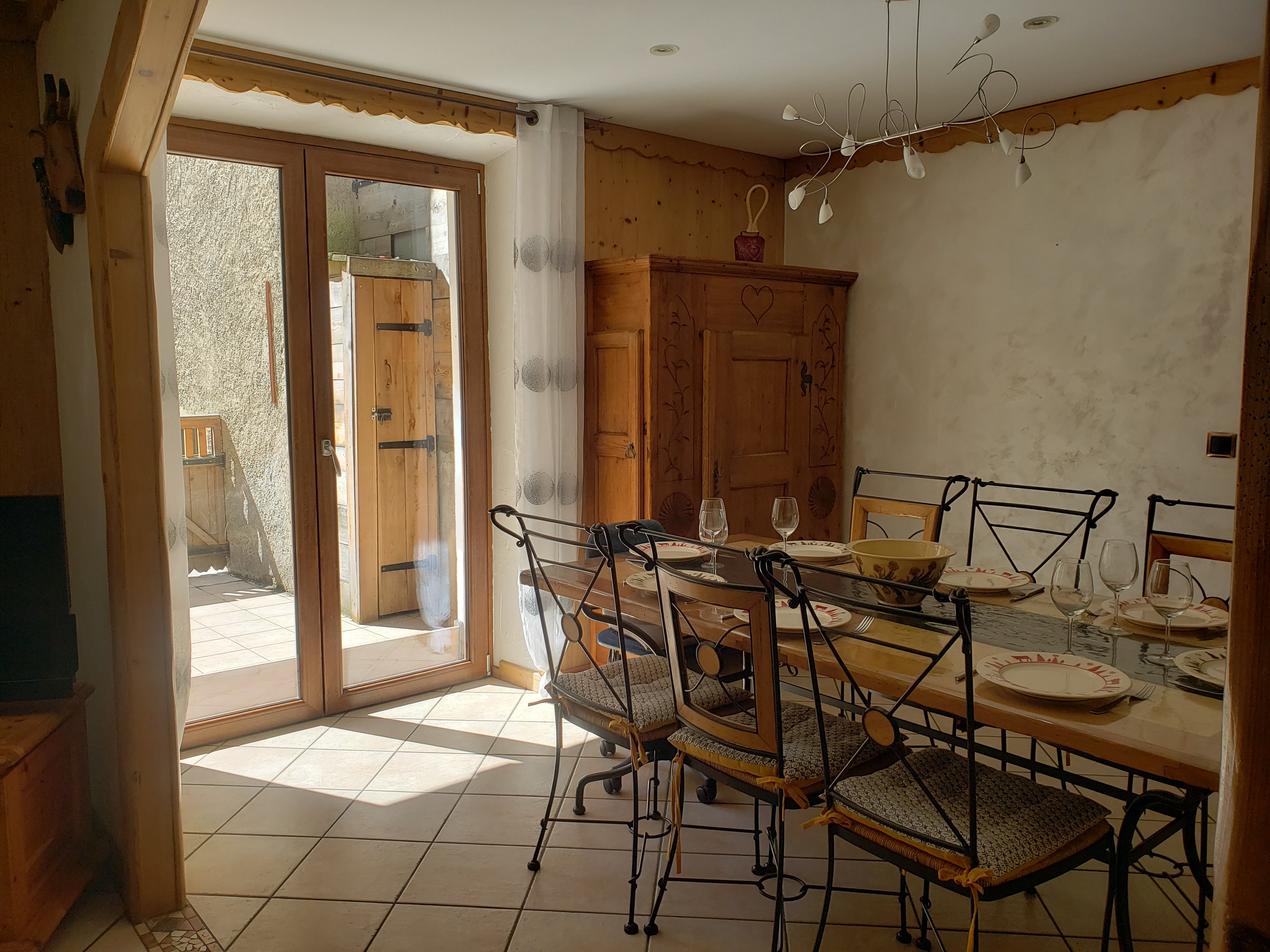 Appart 8p 90m2 très spacieux et confort au cœur du village 